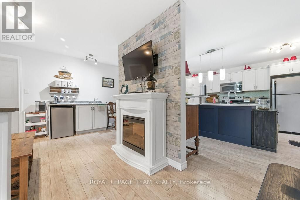 5195 MCDONALD'S CORNERS ROAD Image 32