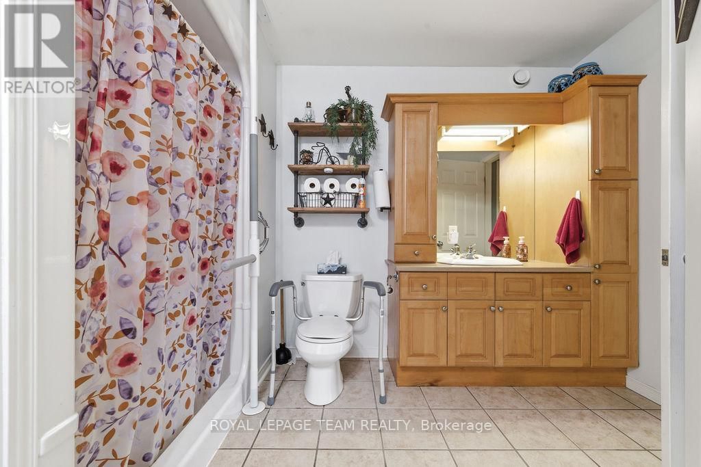 5195 MCDONALD'S CORNERS ROAD Image 42