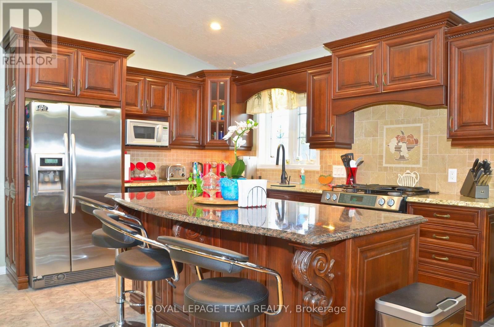 11708 BREEZEWOOD AVENUE SOUTH Image 12