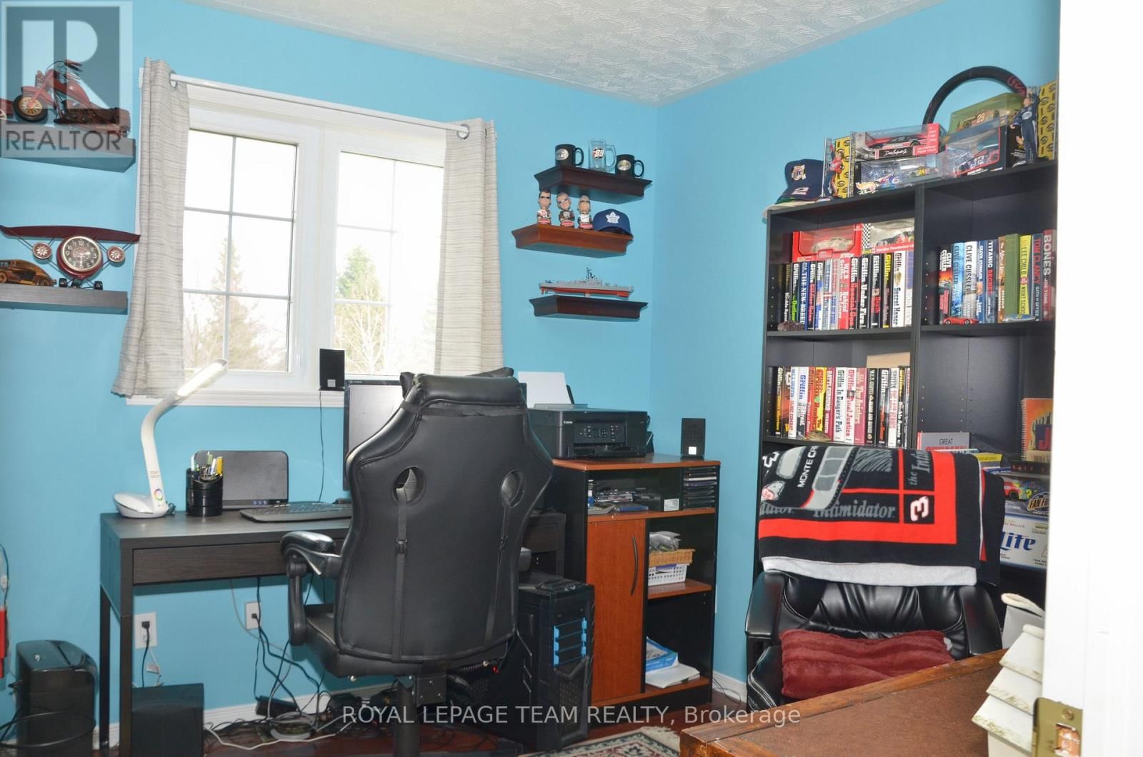 11708 BREEZEWOOD AVENUE SOUTH Image 16