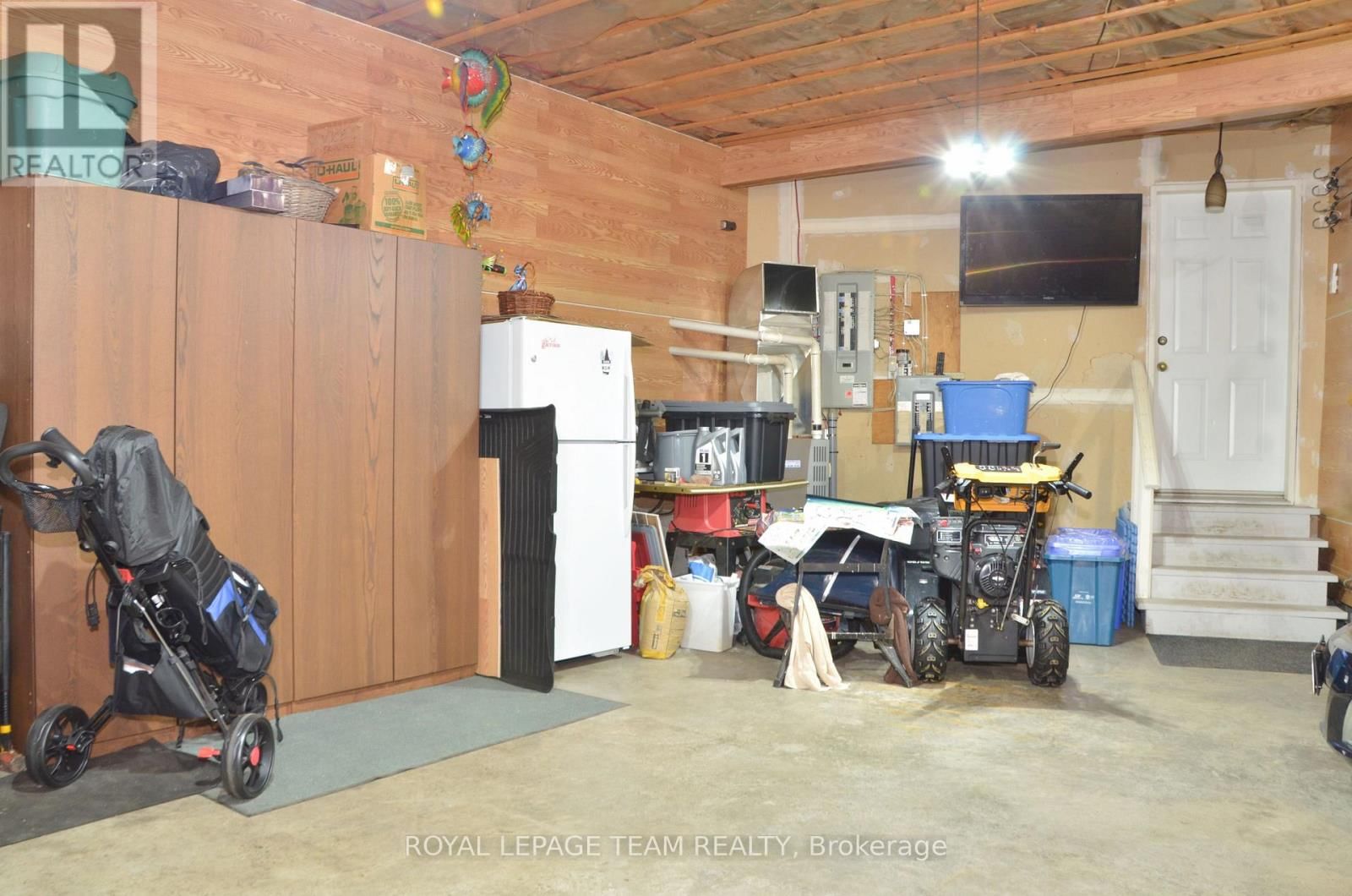 11708 BREEZEWOOD AVENUE SOUTH Image 23