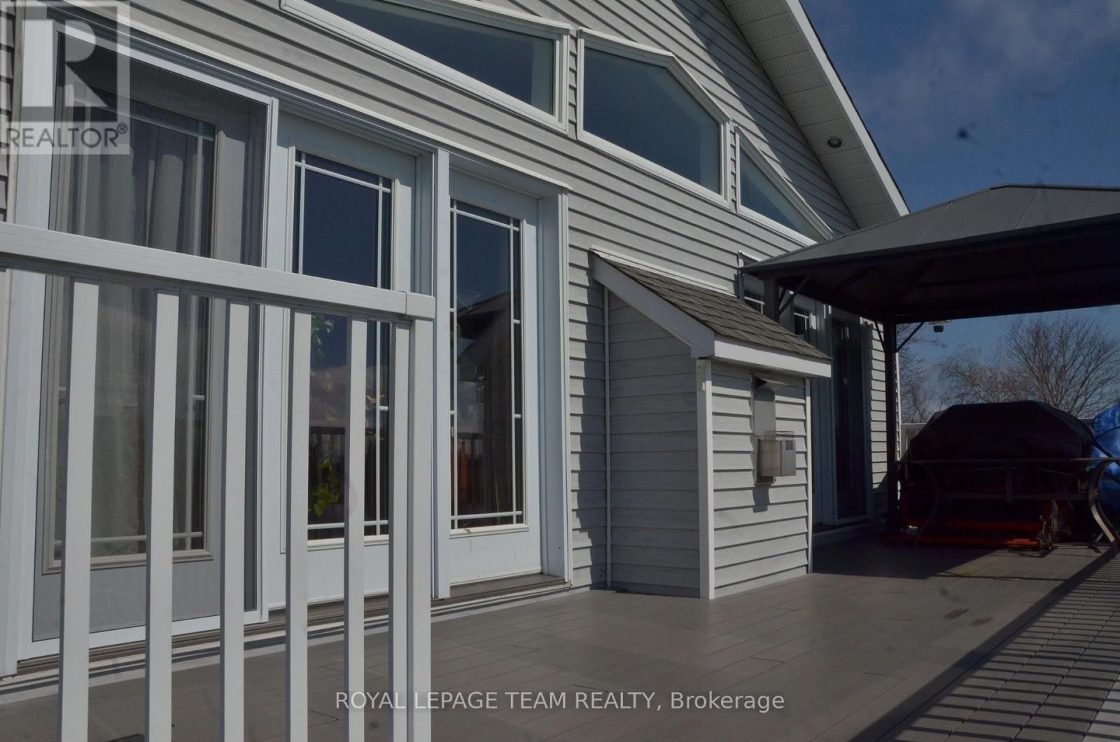 11708 BREEZEWOOD AVENUE SOUTH Image 3