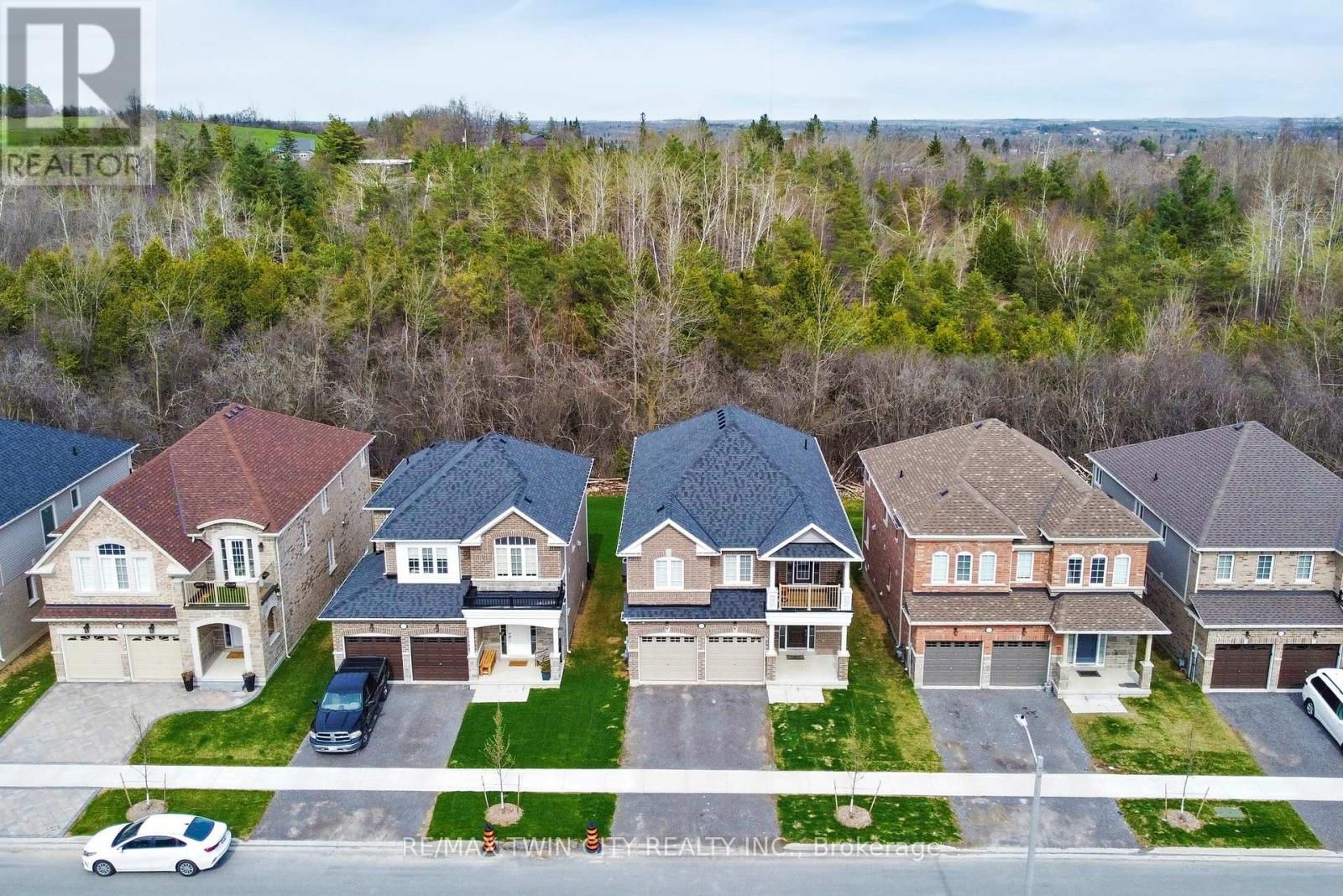 630 LEMAY GROVE Image 18