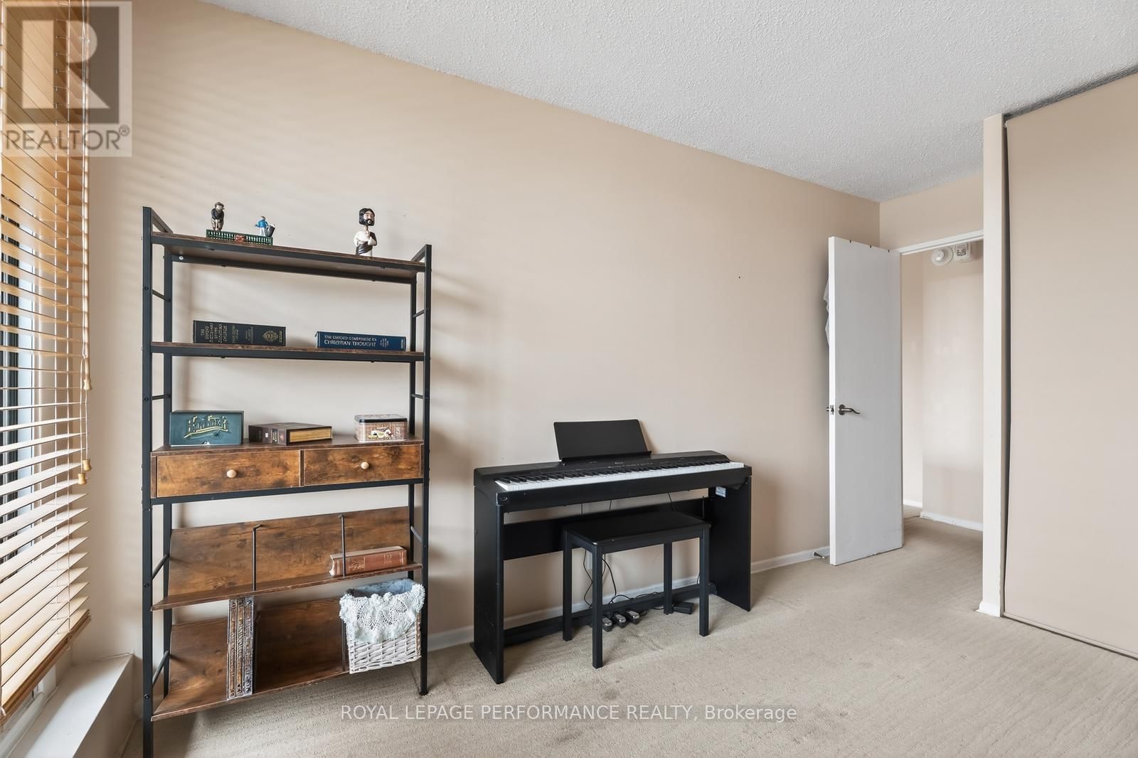 207 - 265 POULIN AVENUE Image 18