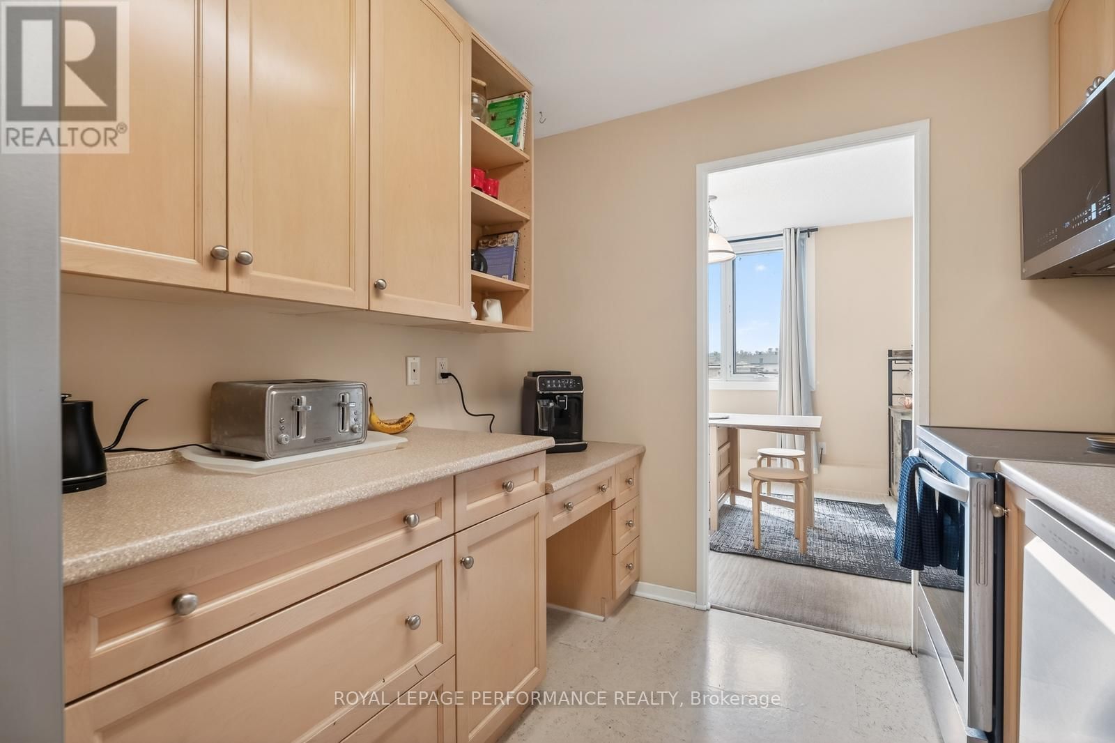 207 - 265 POULIN AVENUE Image 8