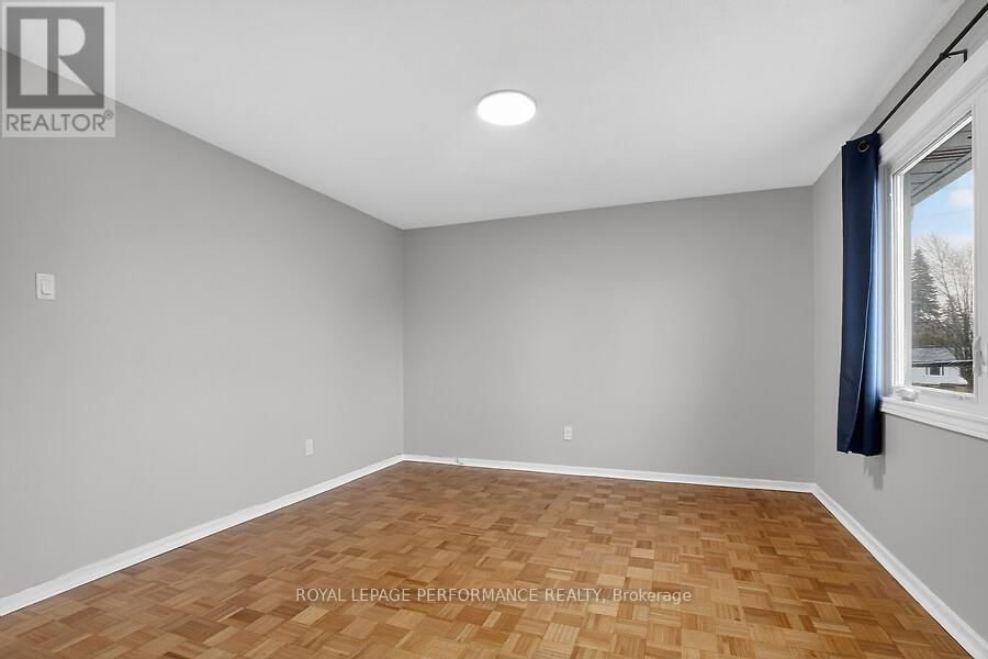 20 COLDSTREAM DRIVE Image 25