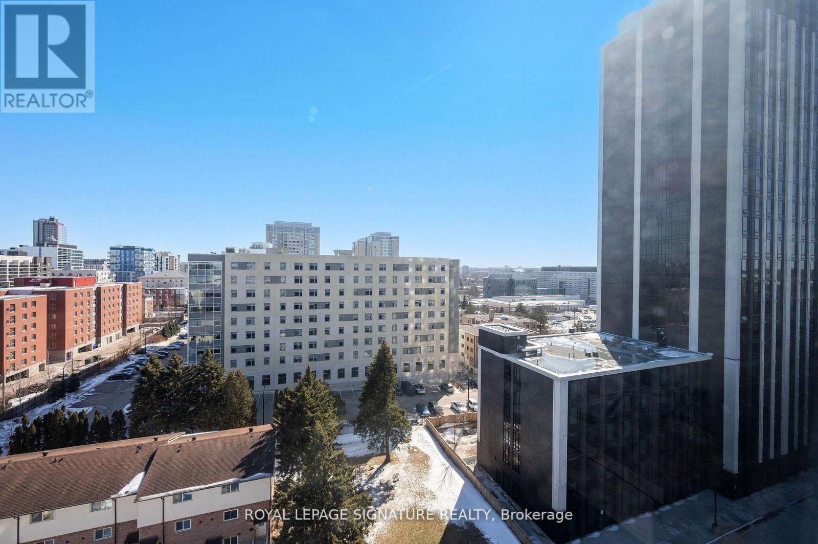 1135 - 145 COLUMBIA STREET WEST Image 11