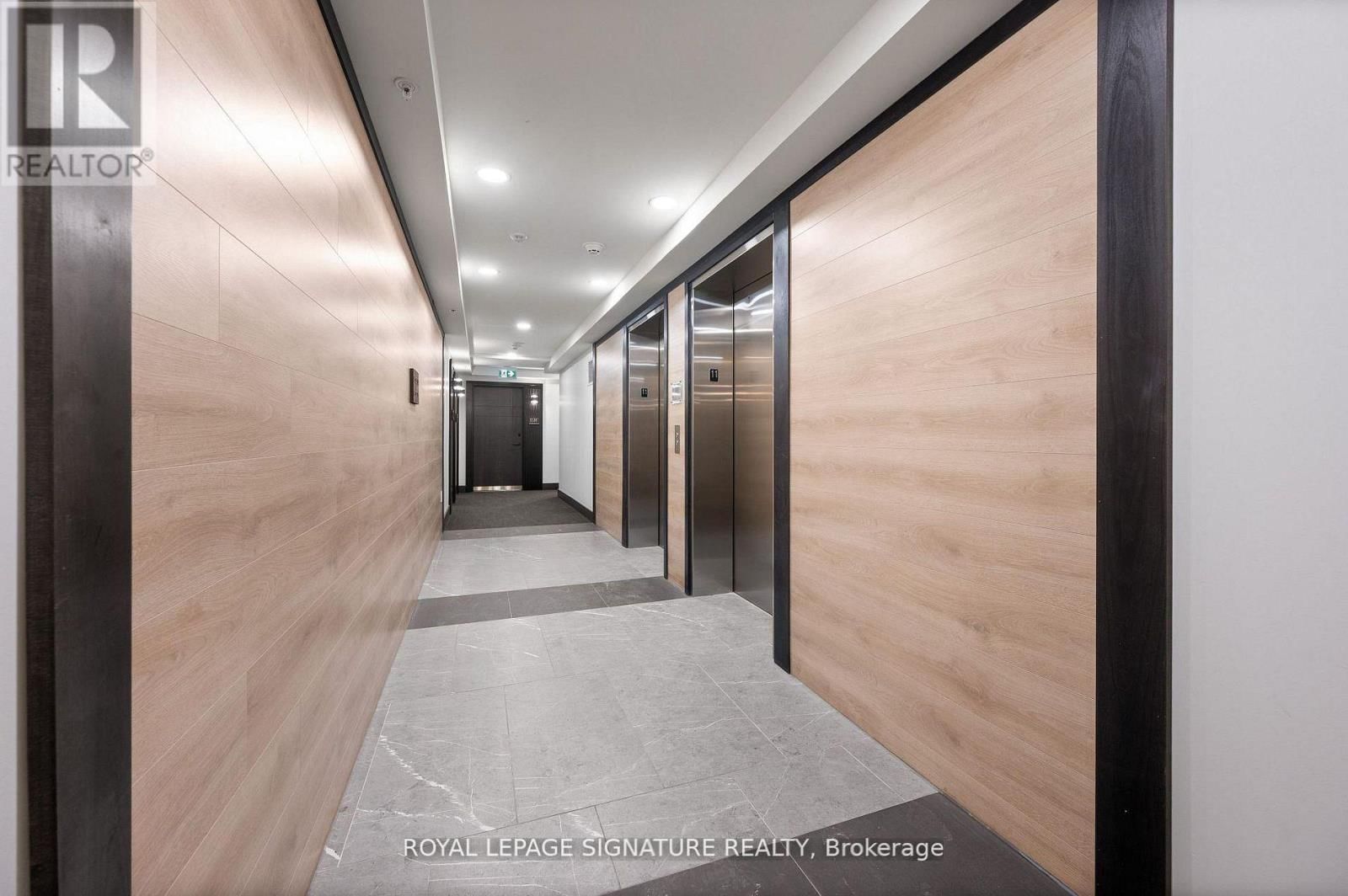 1135 - 145 COLUMBIA STREET WEST Image 13