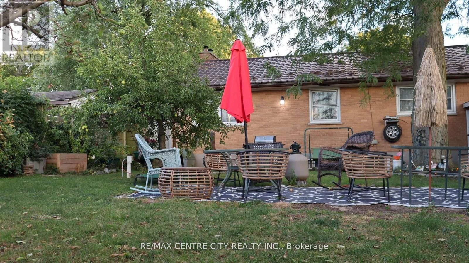 1948 ROYAL CRESCENT Image 24