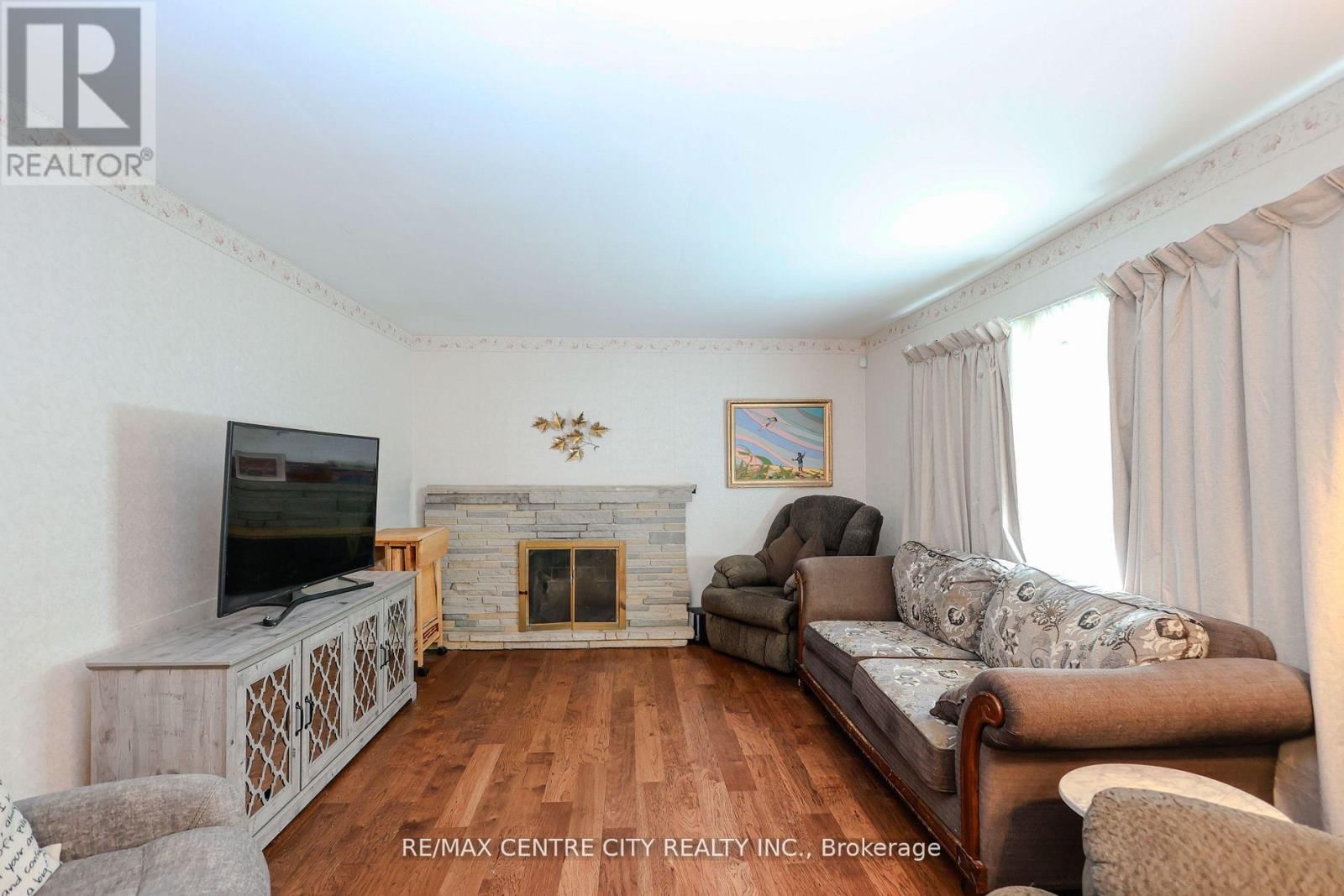 1948 ROYAL CRESCENT Image 6