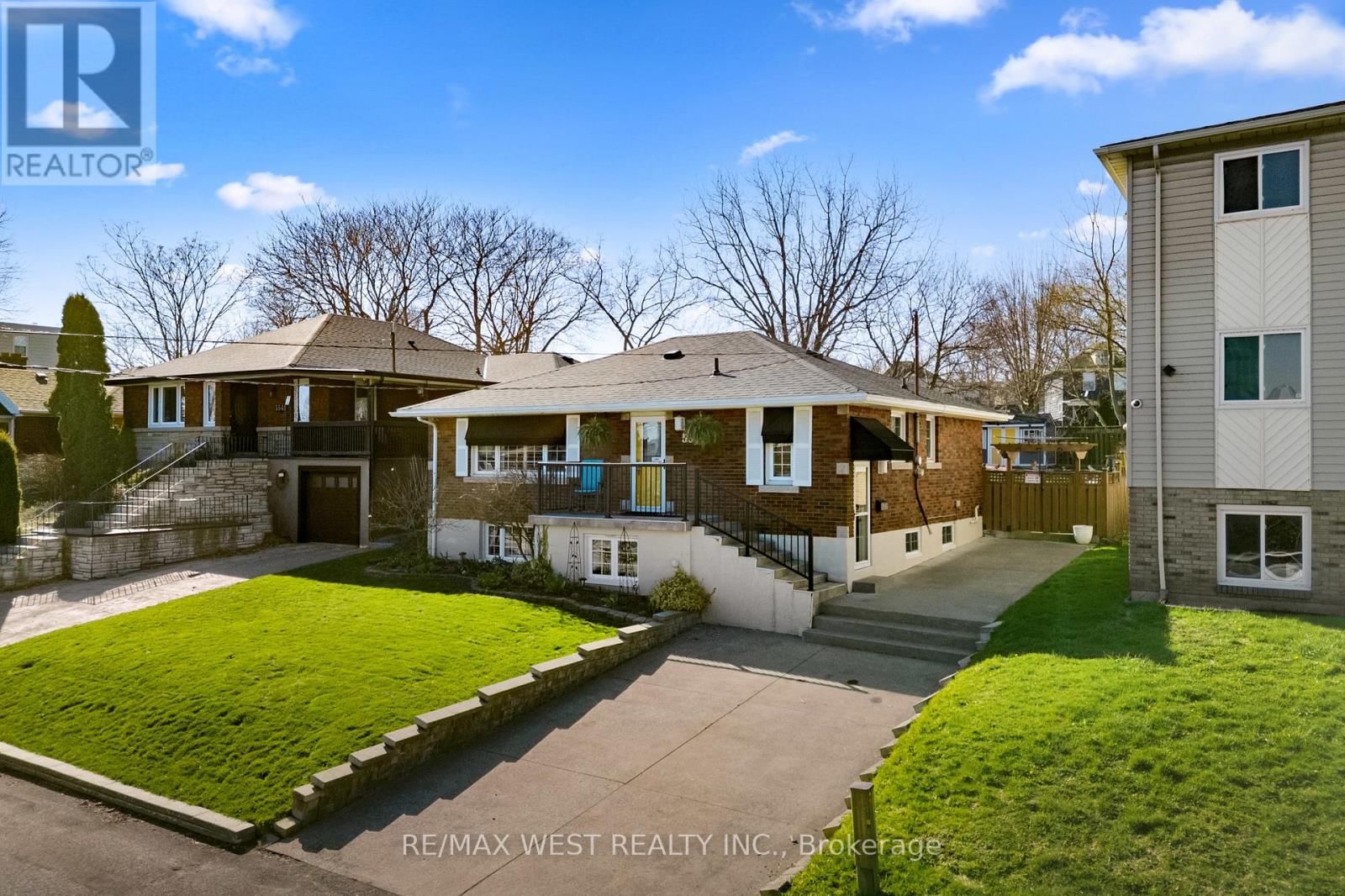 5533 ONTARIO AVENUE Image 1