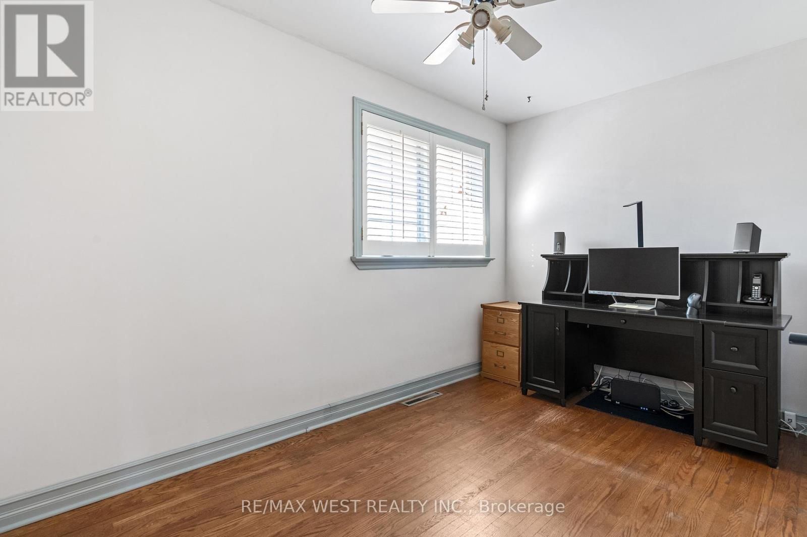 5533 ONTARIO AVENUE Image 10