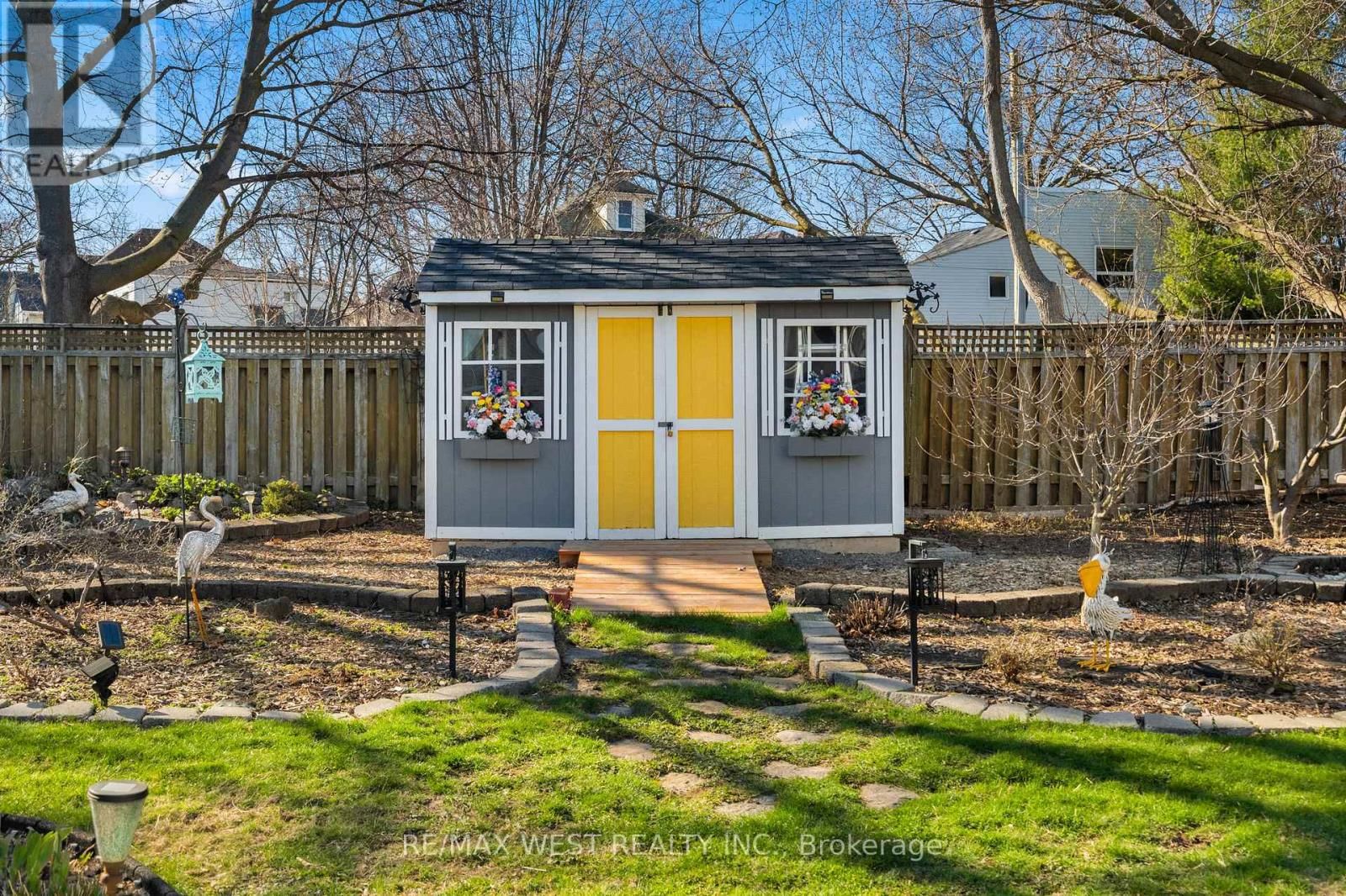 5533 ONTARIO AVENUE Image 18