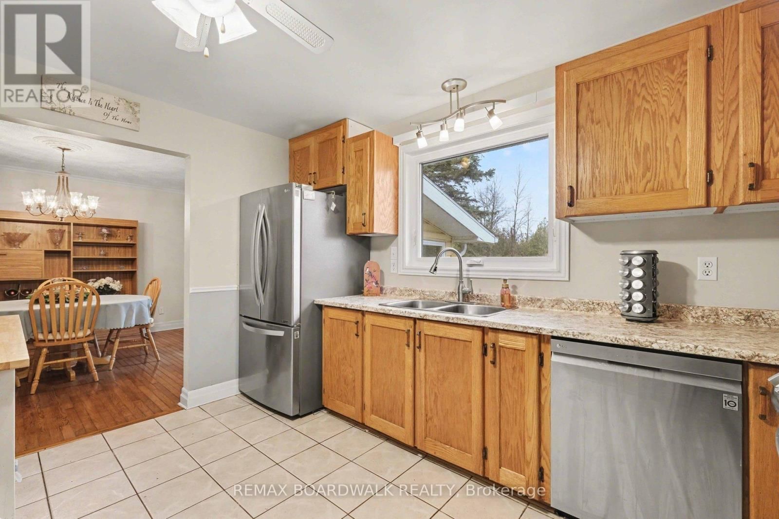 684 COUNTY ROAD 44 ROAD SOUTH Image 10