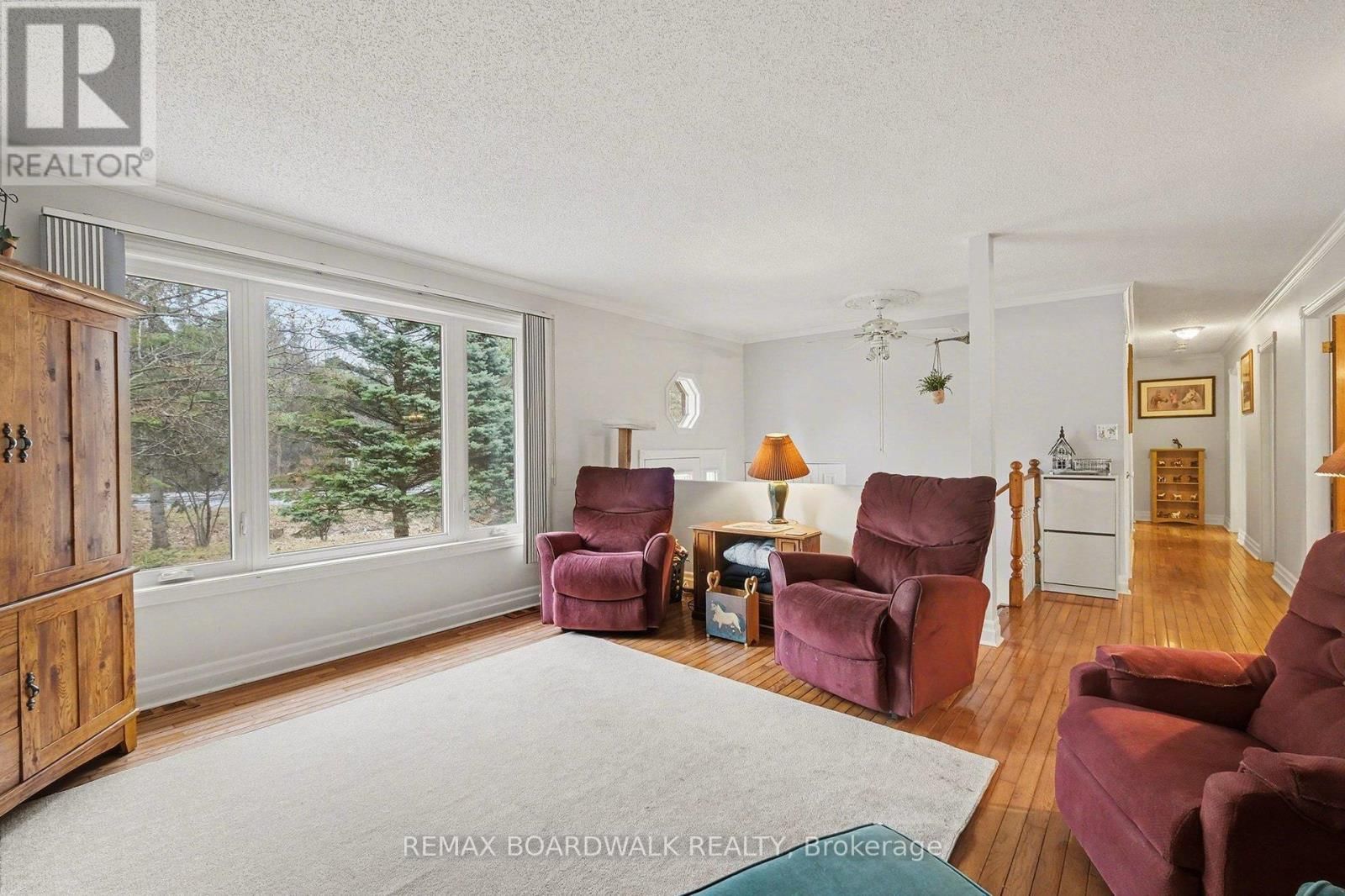 684 COUNTY ROAD 44 ROAD SOUTH Image 12