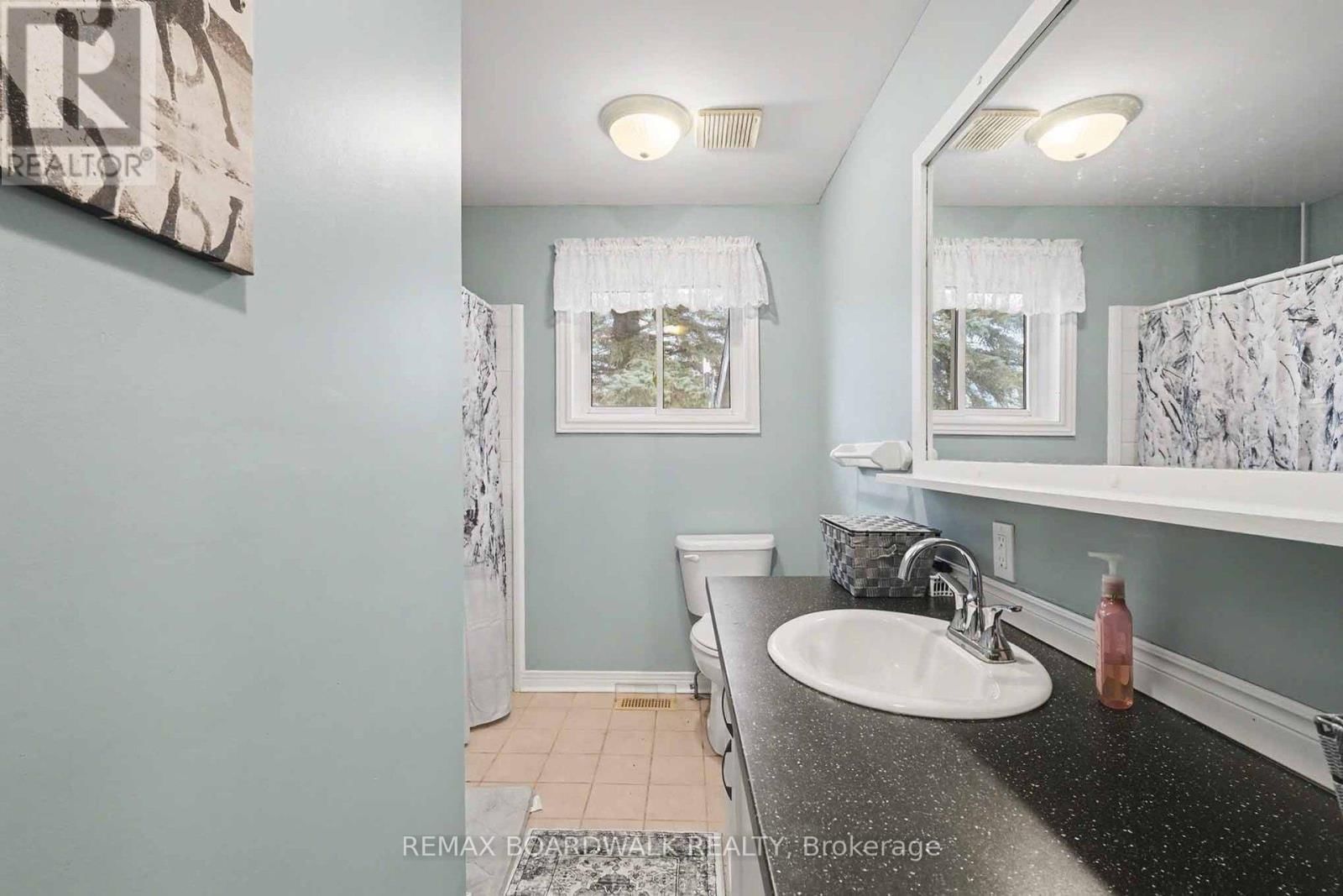 684 COUNTY ROAD 44 ROAD SOUTH Image 16