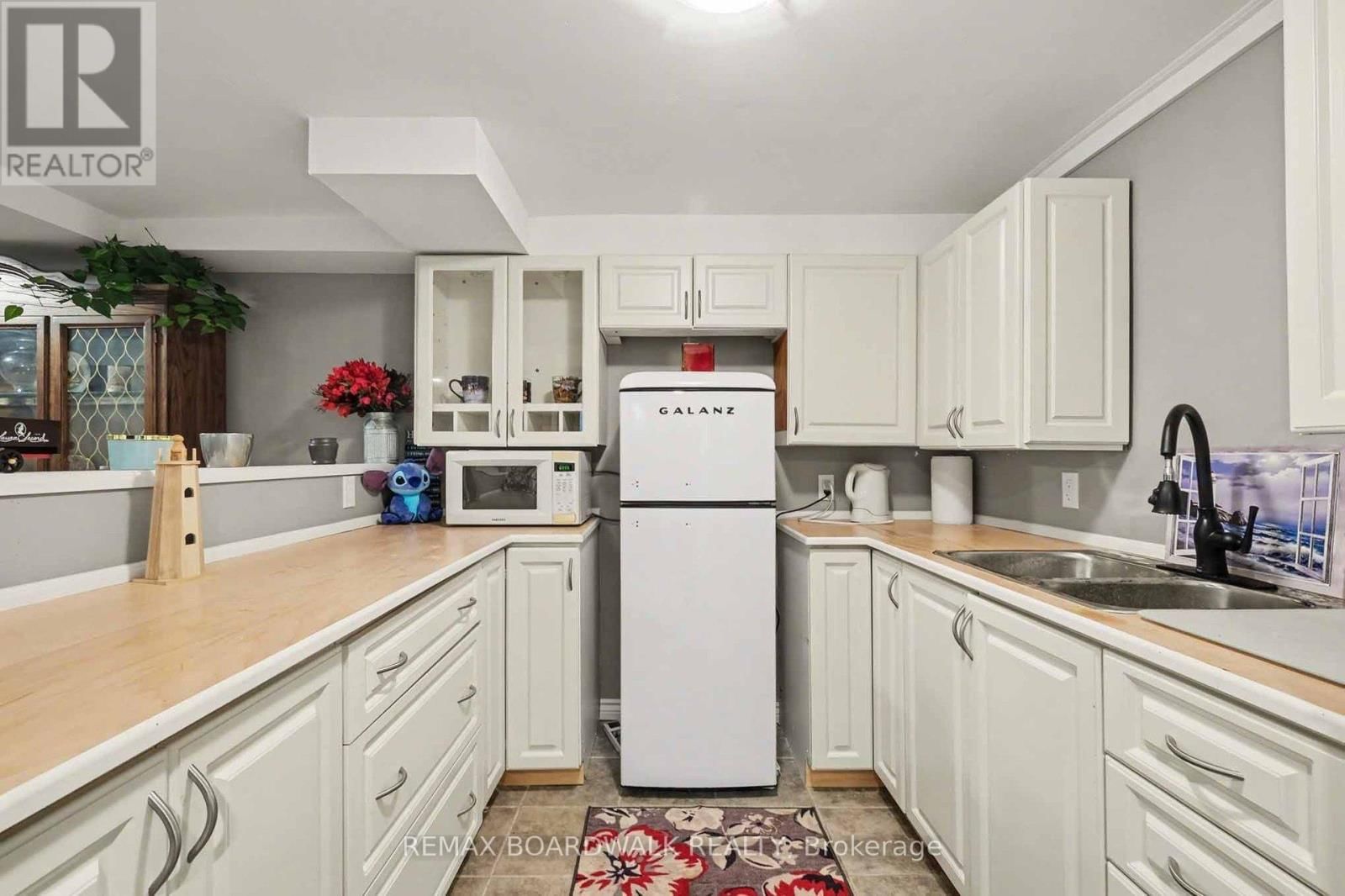 684 COUNTY ROAD 44 ROAD SOUTH Image 28