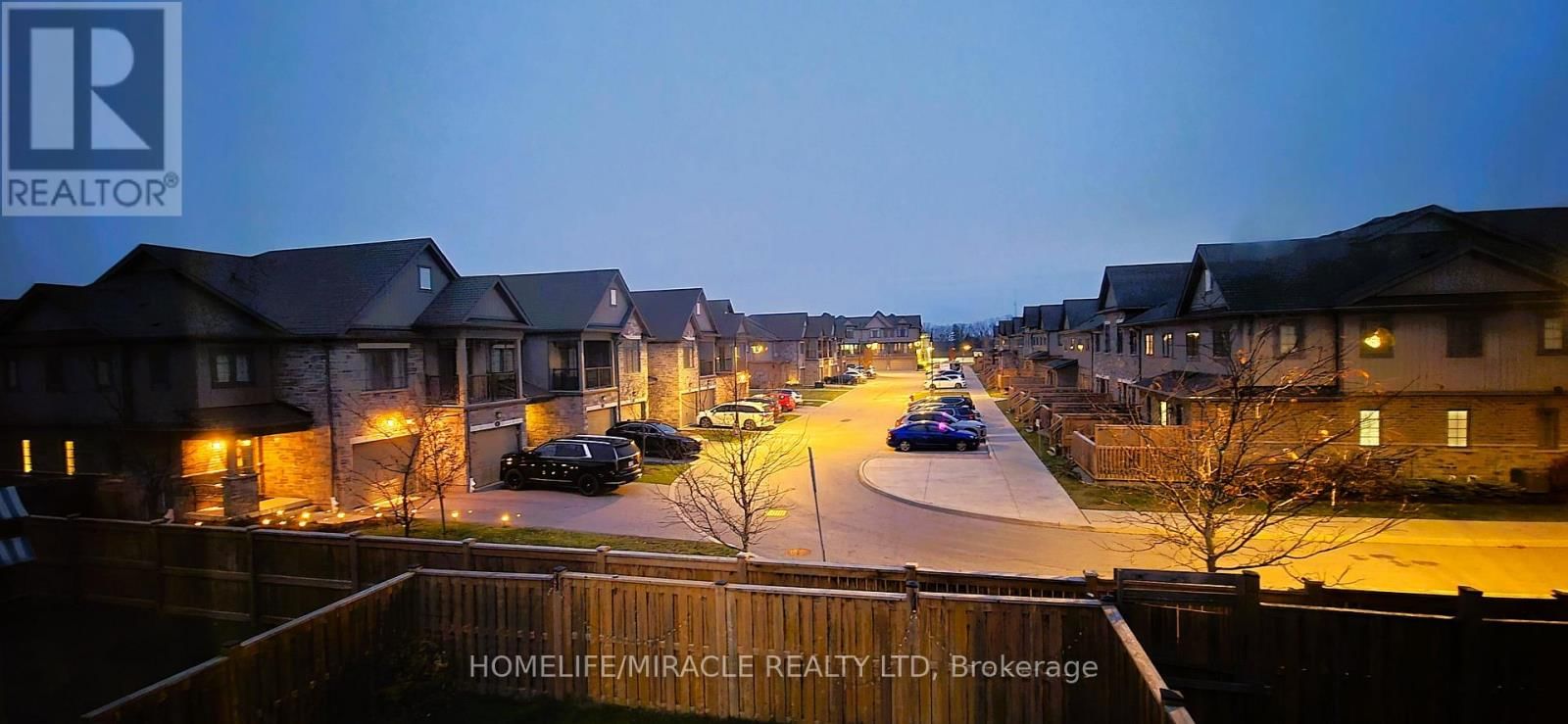 10 MEADOWRIDGE STREET Image 17