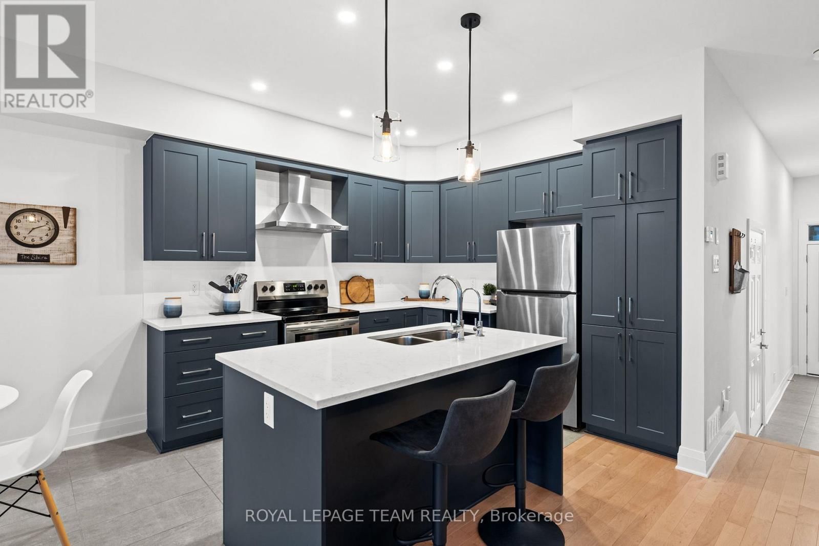 289 BIG DIPPER STREET Image 10