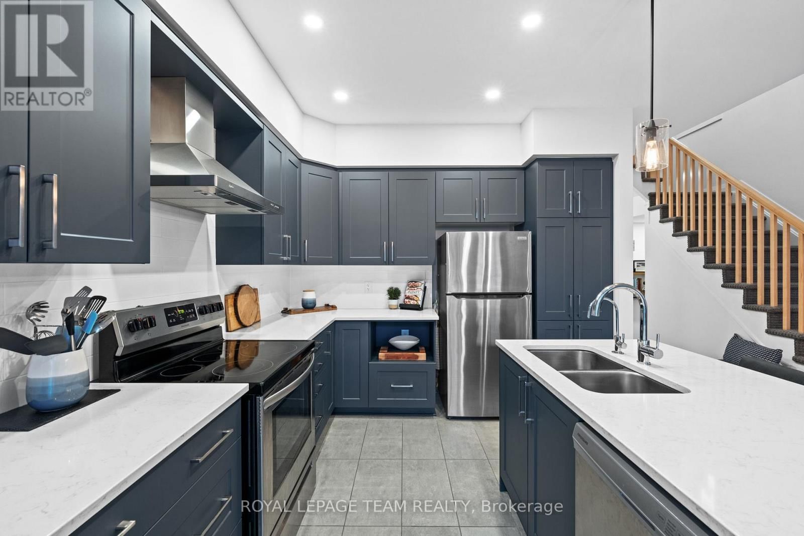 289 BIG DIPPER STREET Image 11