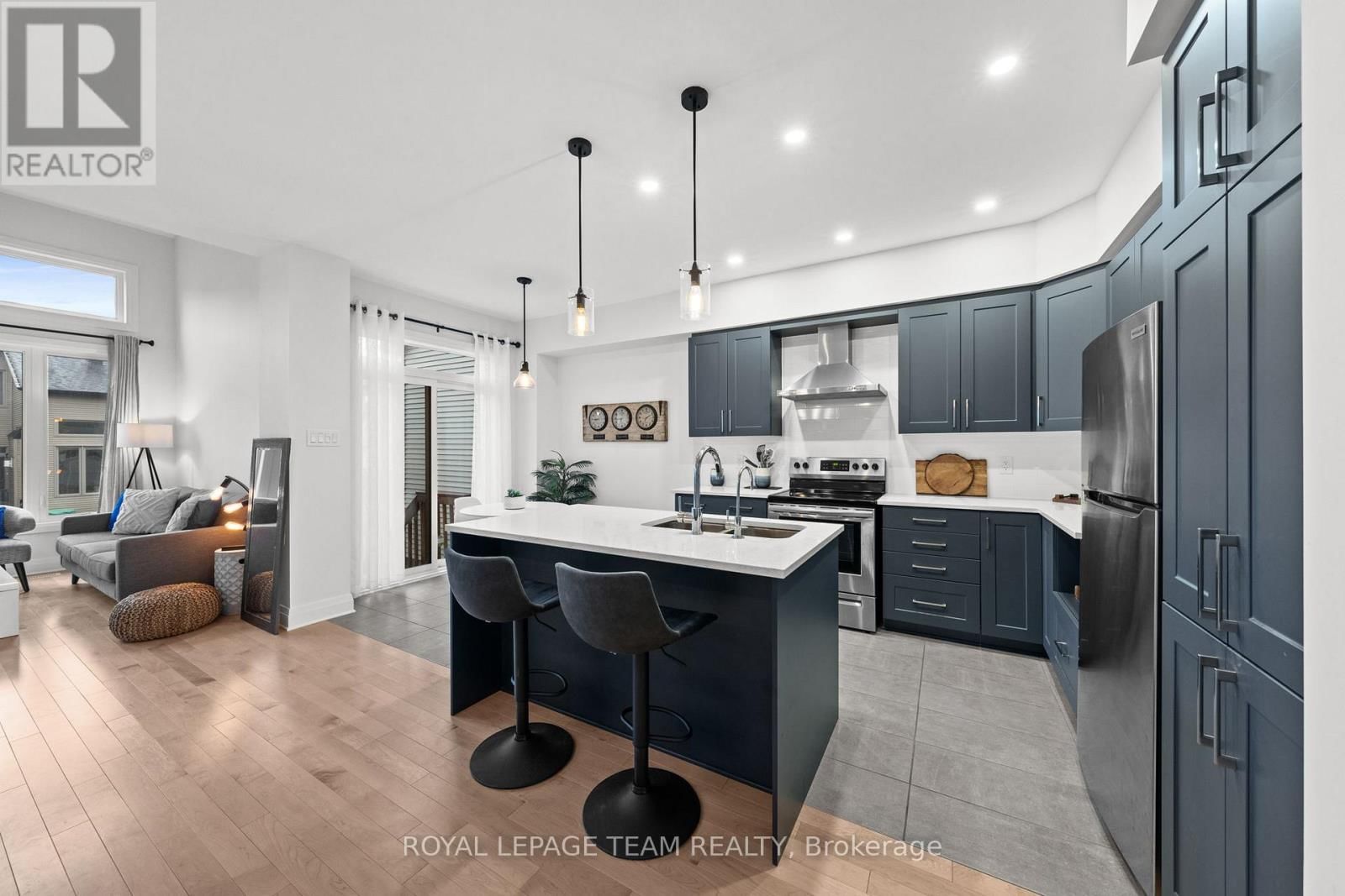 289 BIG DIPPER STREET Image 13