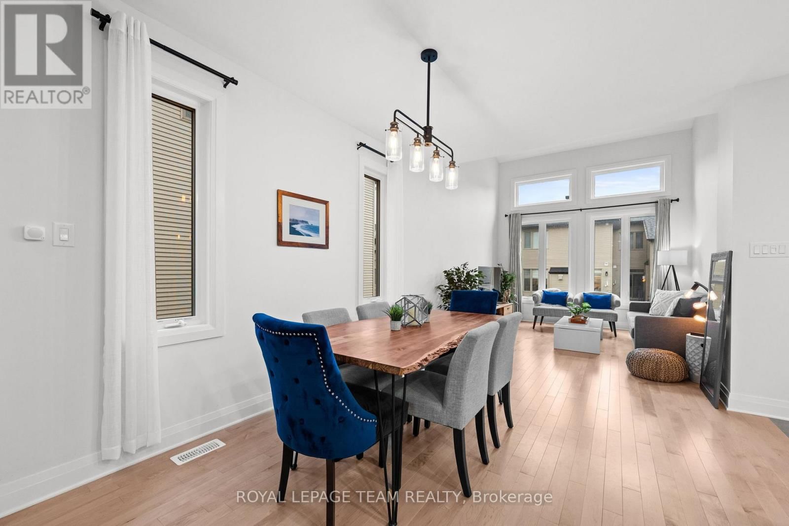 289 BIG DIPPER STREET Image 17