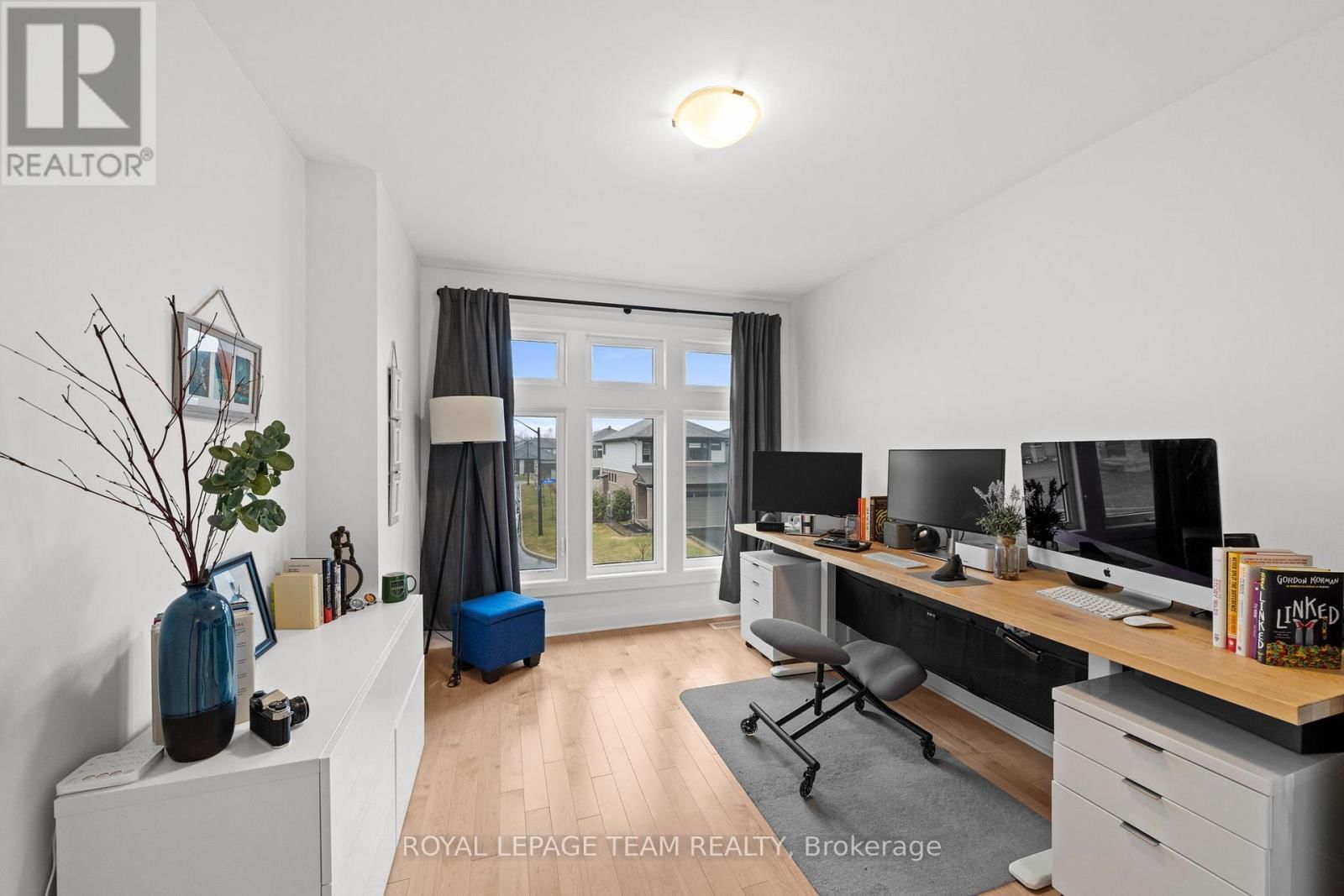 289 BIG DIPPER STREET Image 29