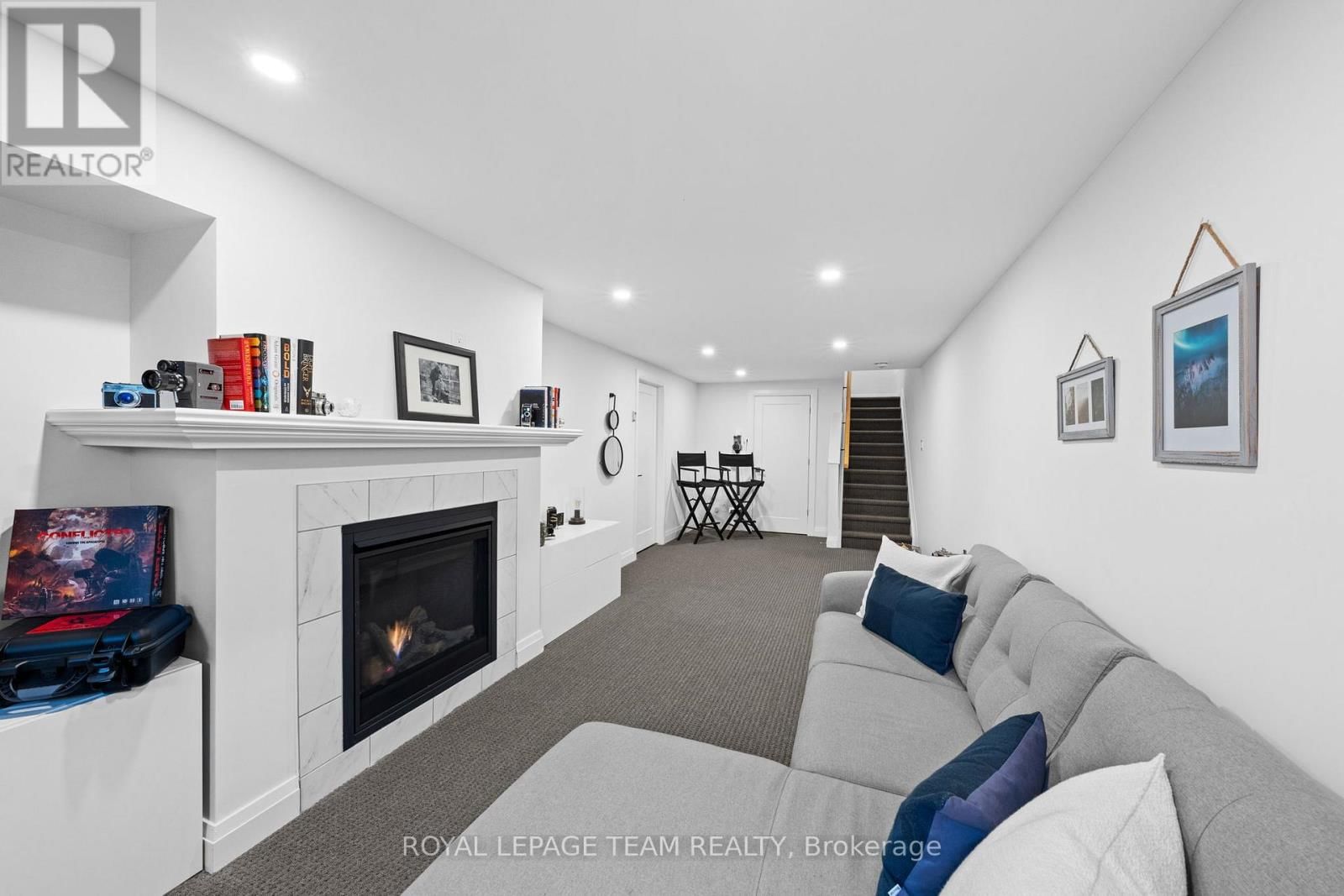 289 BIG DIPPER STREET Image 35