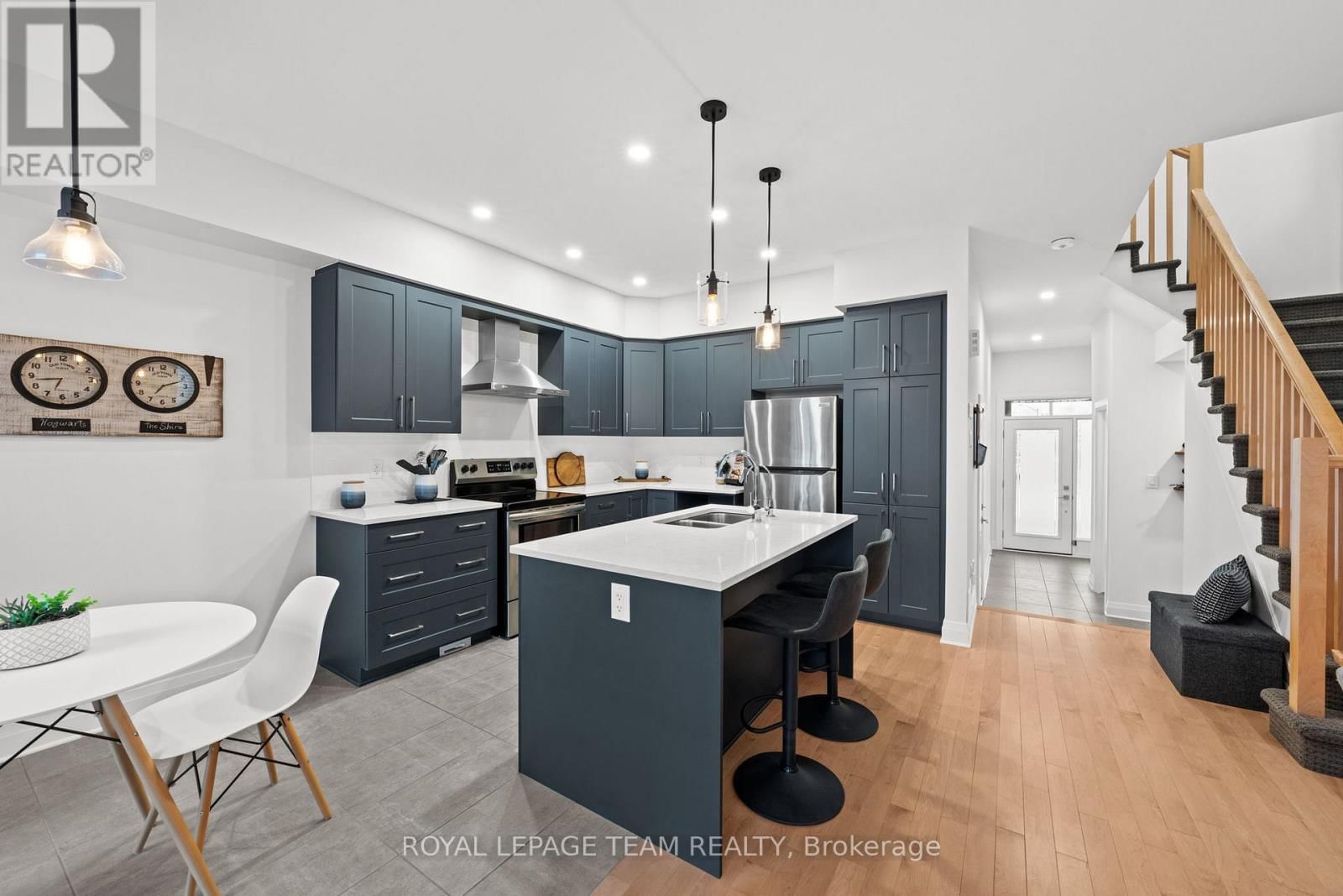 289 BIG DIPPER STREET Image 9