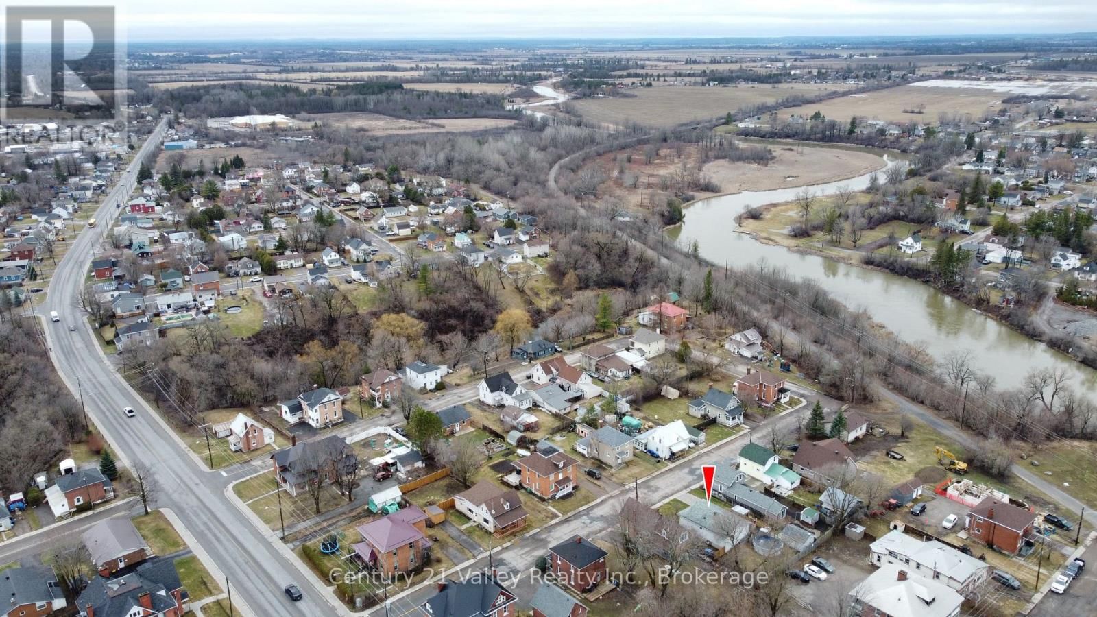 99 QUEEN STREET NORTH Image 4