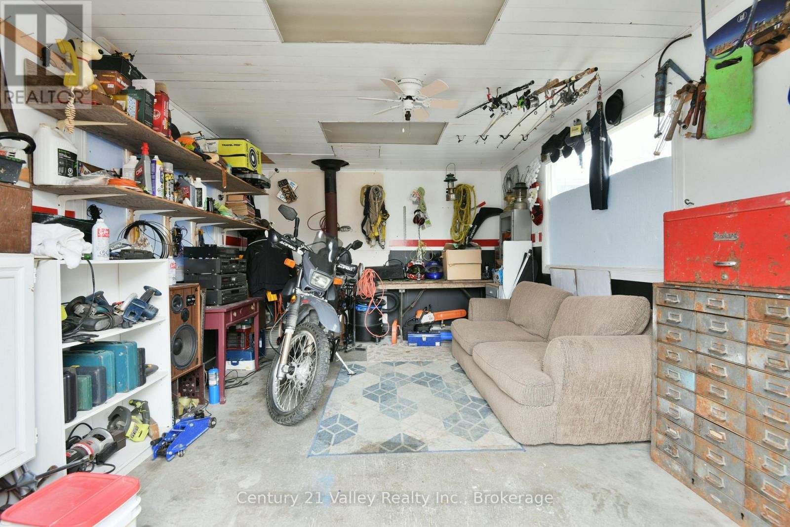 99 QUEEN STREET NORTH Image 44