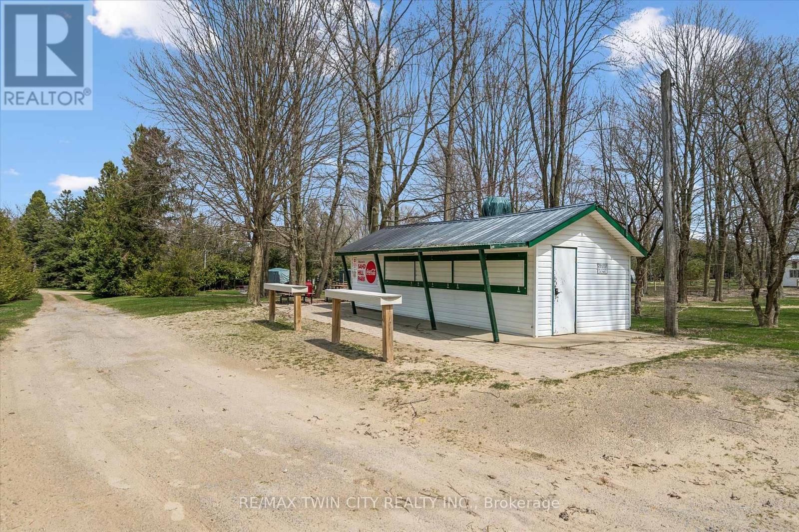 83 - 930 LAKESHORE ROAD Image 25