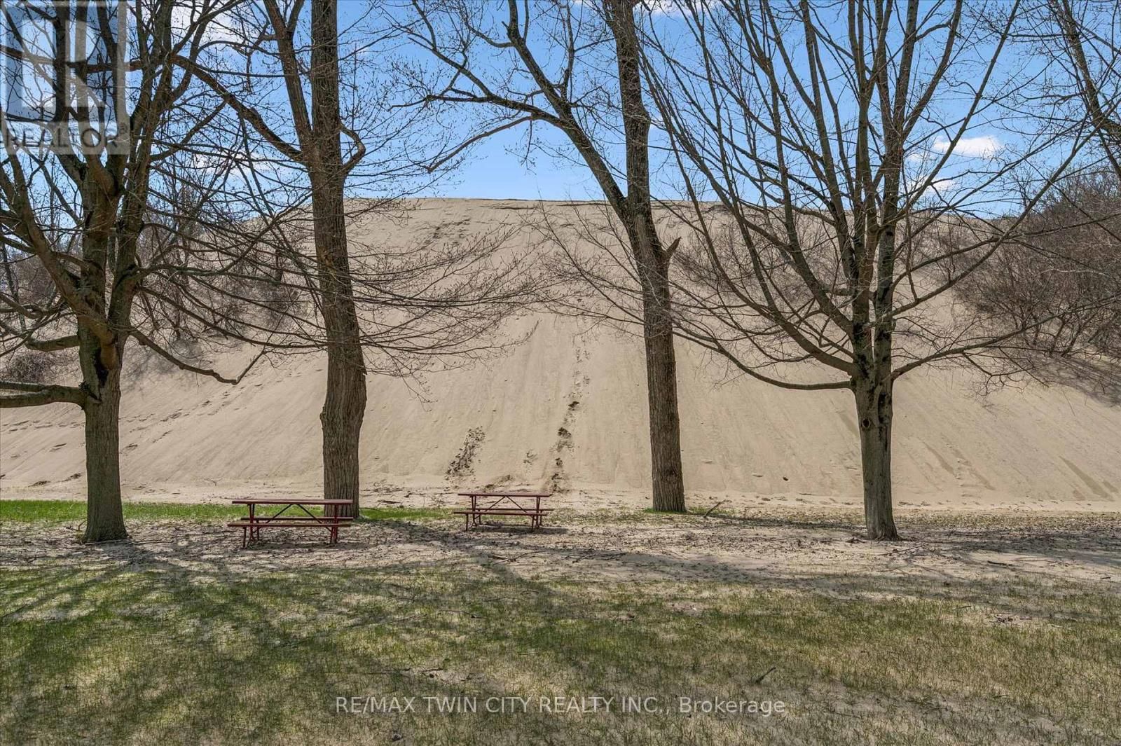 83 - 930 LAKESHORE ROAD Image 26