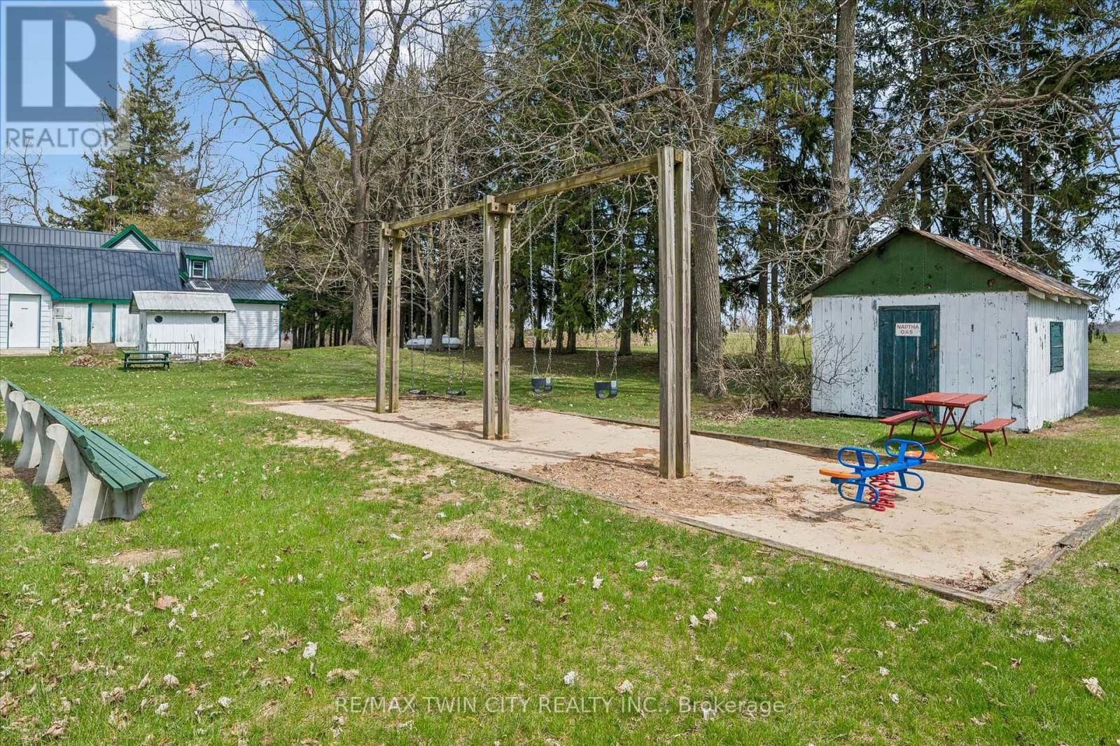 83 - 930 LAKESHORE ROAD Image 29