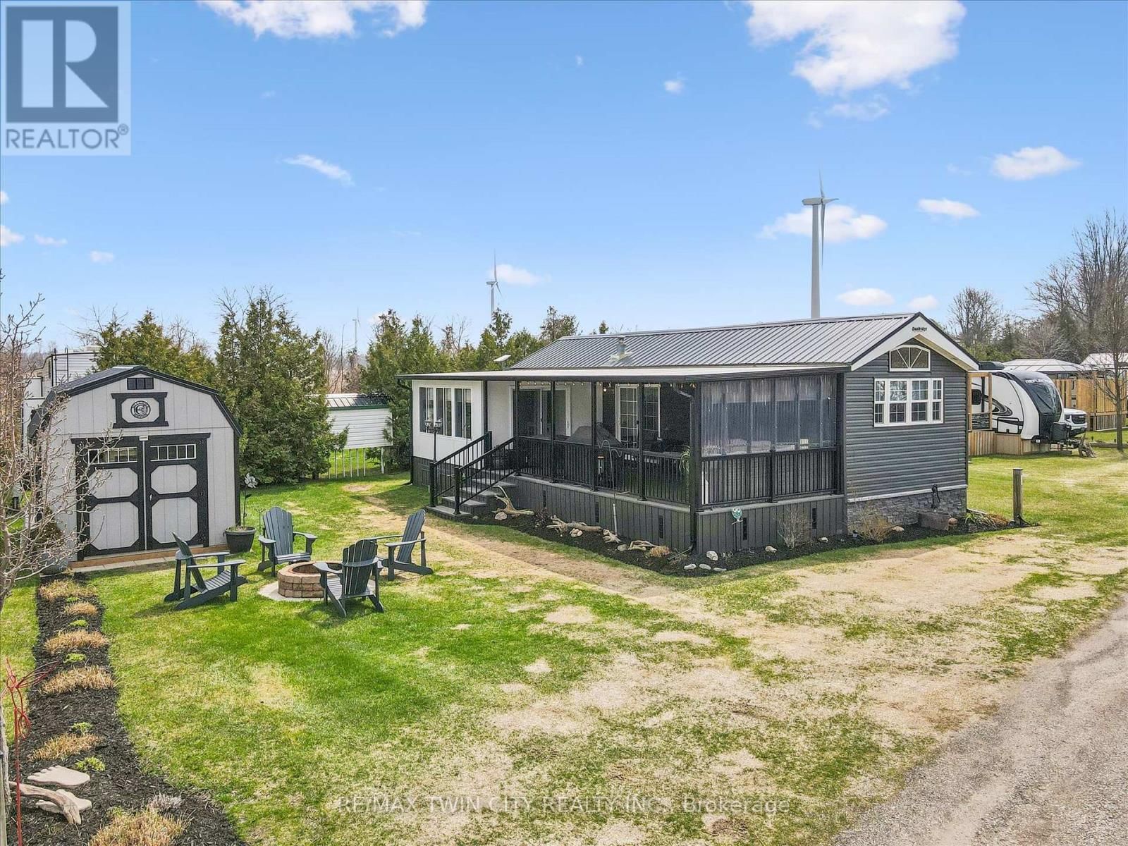 83 - 930 LAKESHORE ROAD Image 32