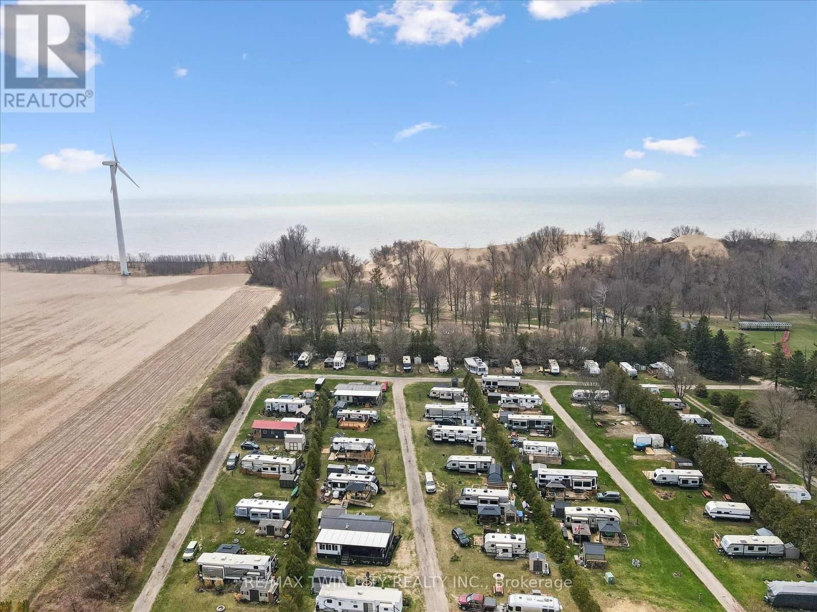 83 - 930 LAKESHORE ROAD Image 34