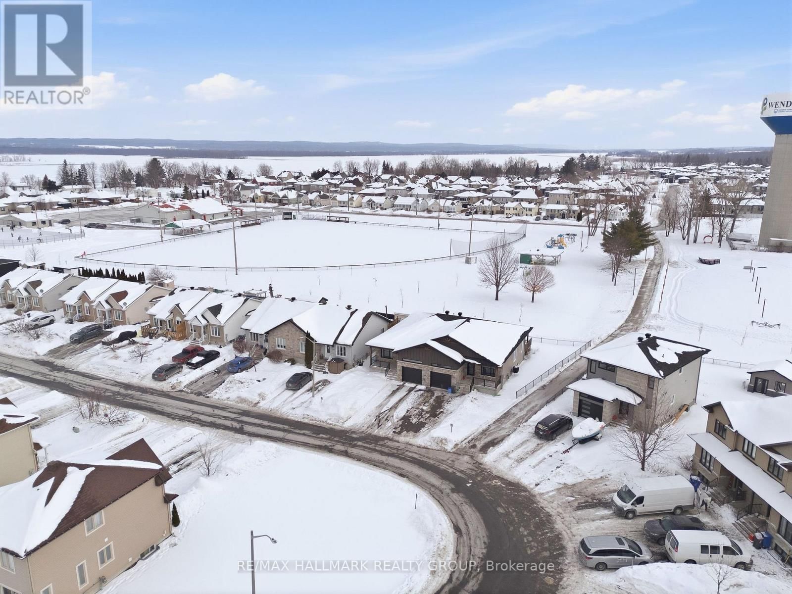 294 TRILLIUM CIRCLE Image 28