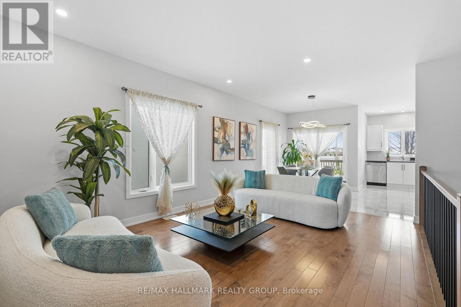 294 TRILLIUM CIRCLE Image 6