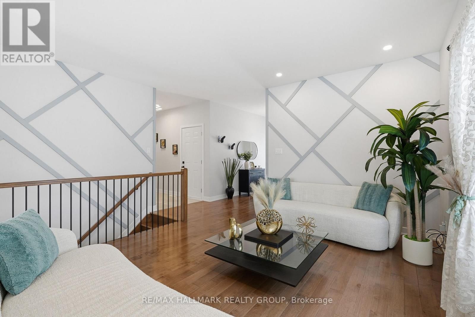 294 TRILLIUM CIRCLE Image 8