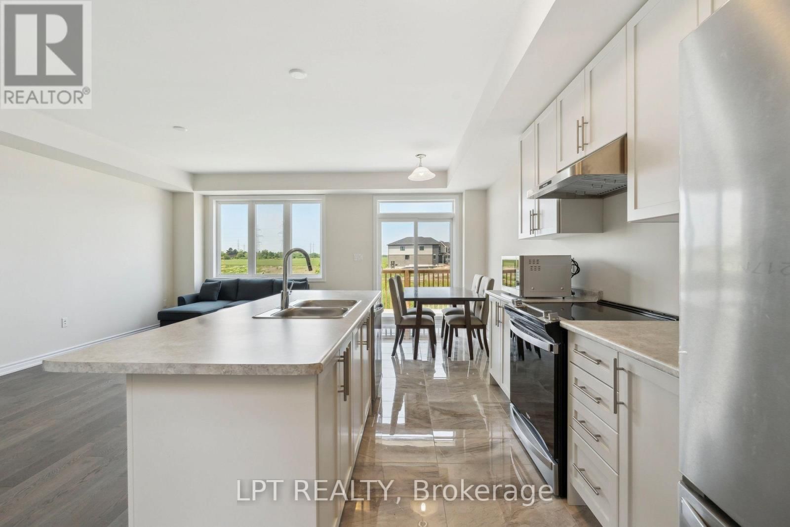 171 VANILLA TRAIL Image 16