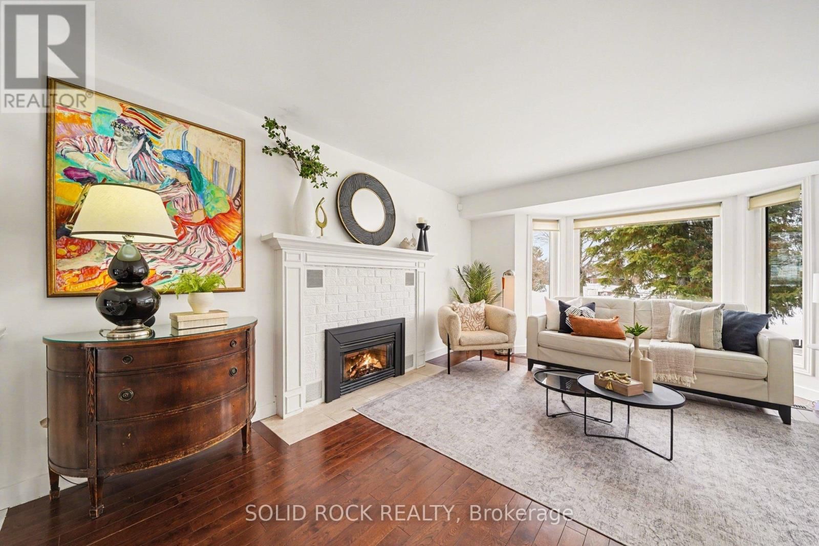 51 PEMBERTON CRESCENT Image 13