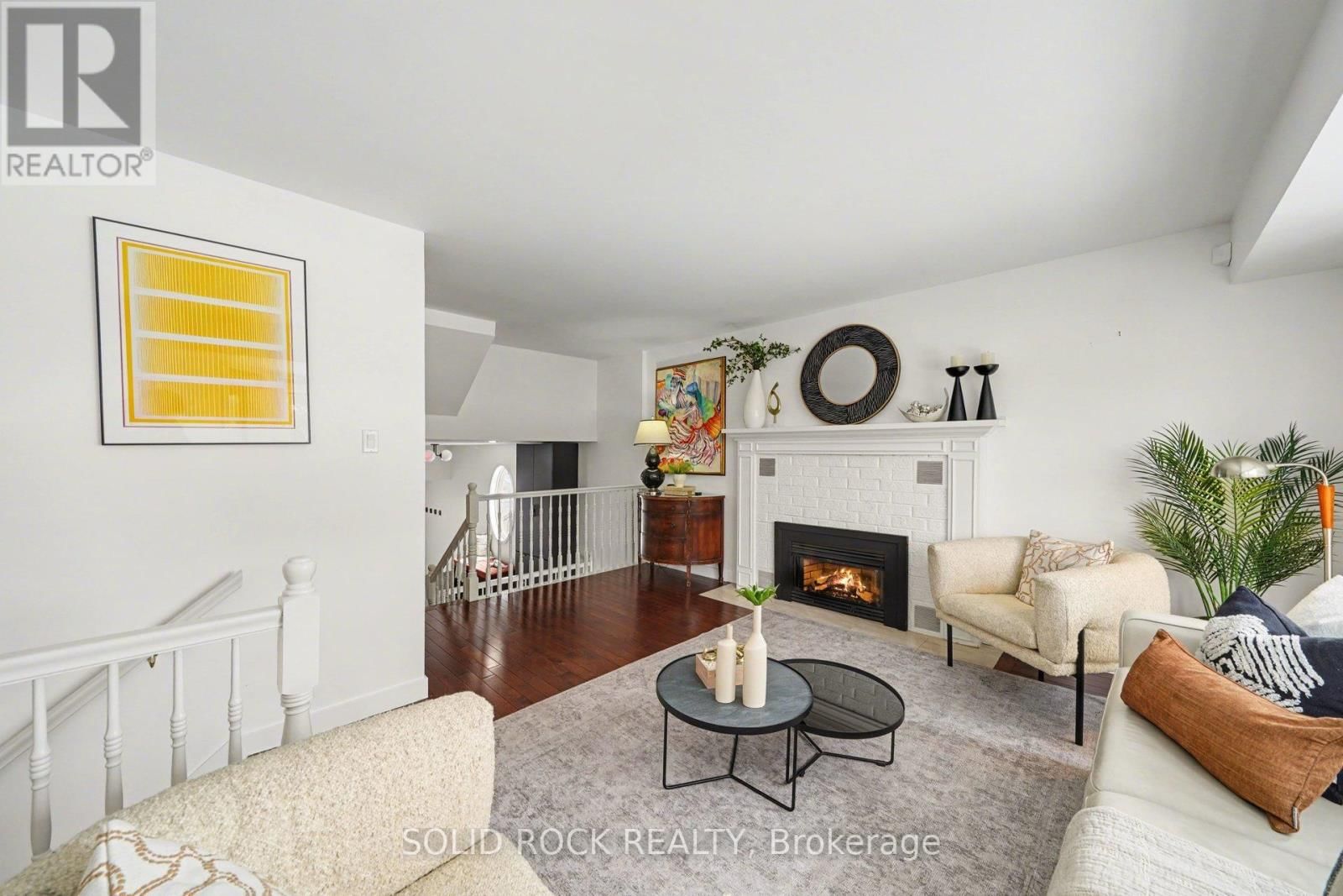 51 PEMBERTON CRESCENT Image 15