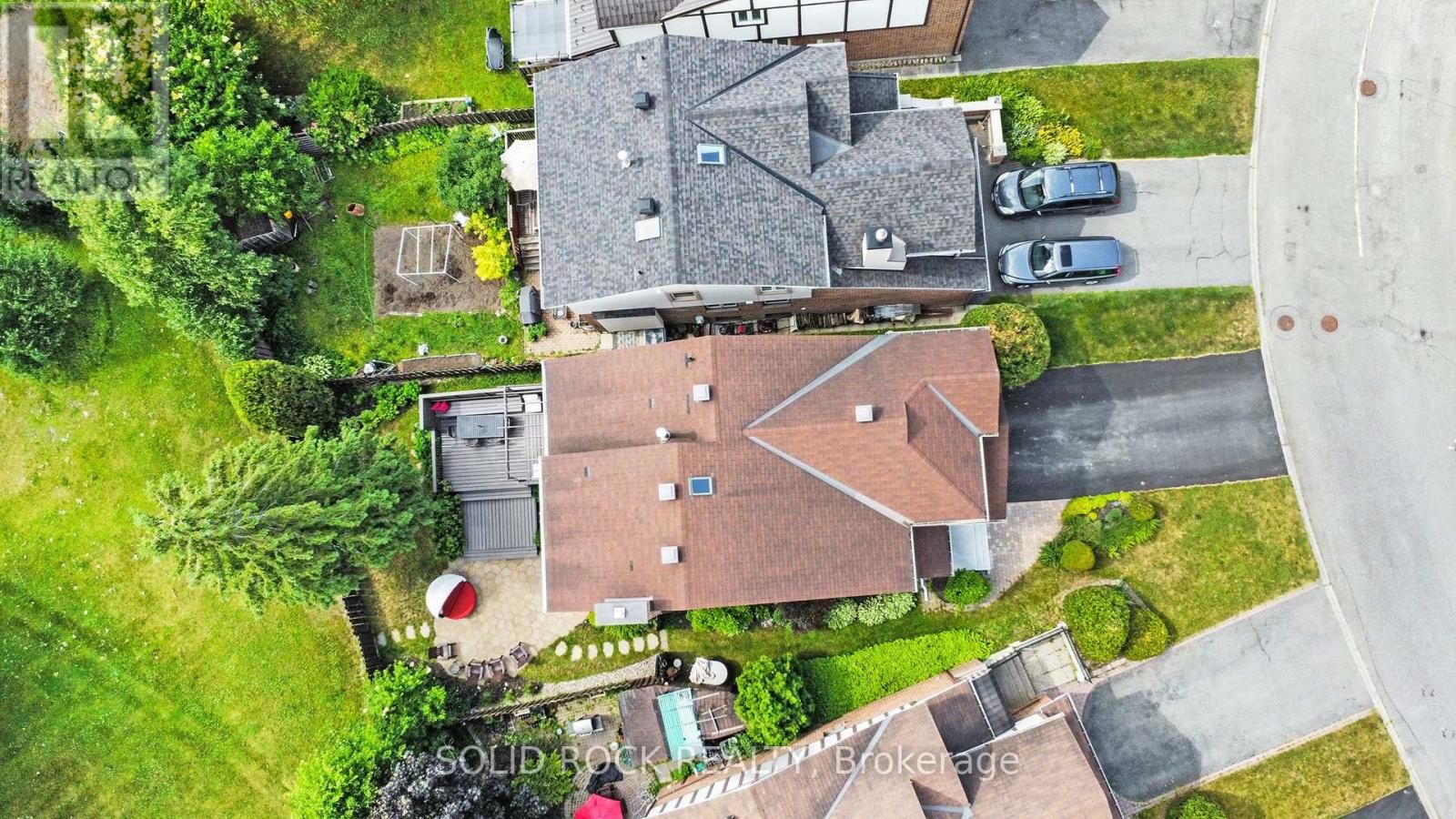 51 PEMBERTON CRESCENT Image 6