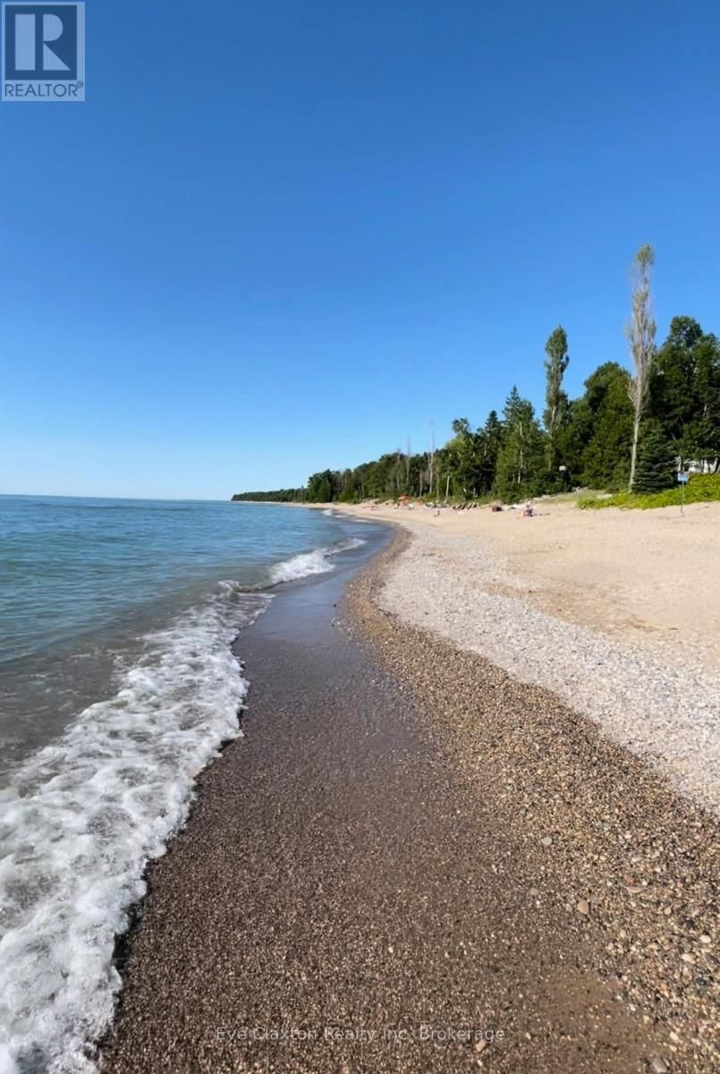 CAMERON DRIVE Image 15