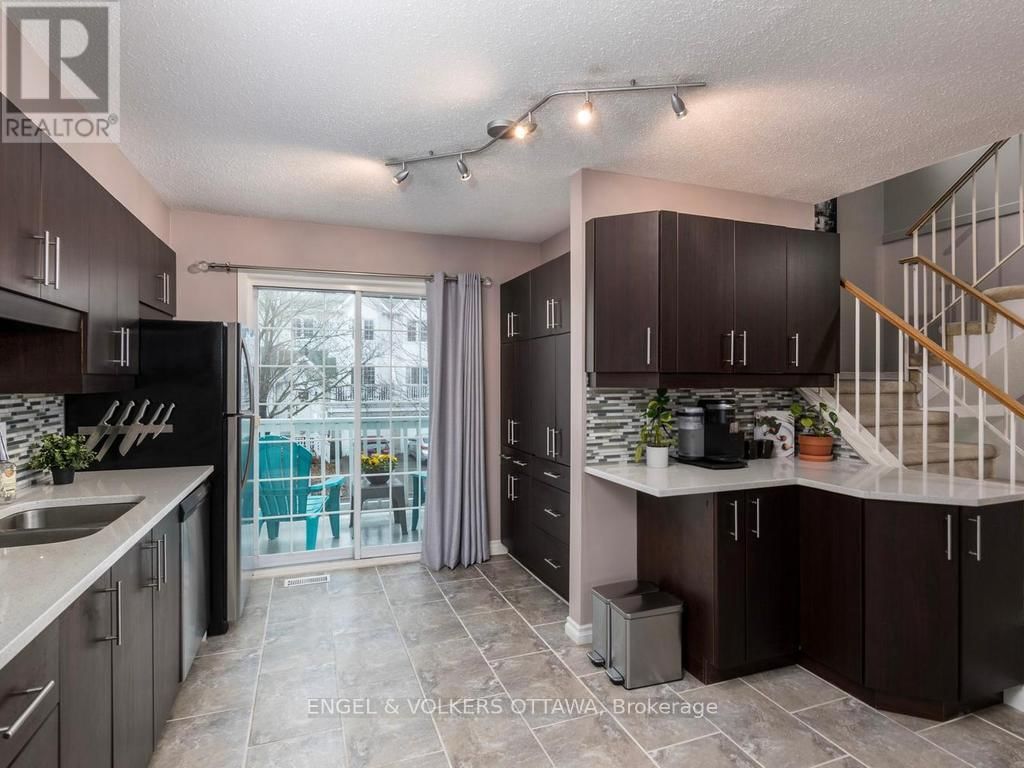 31 CASTLEGREEN PRIVATE Image 10