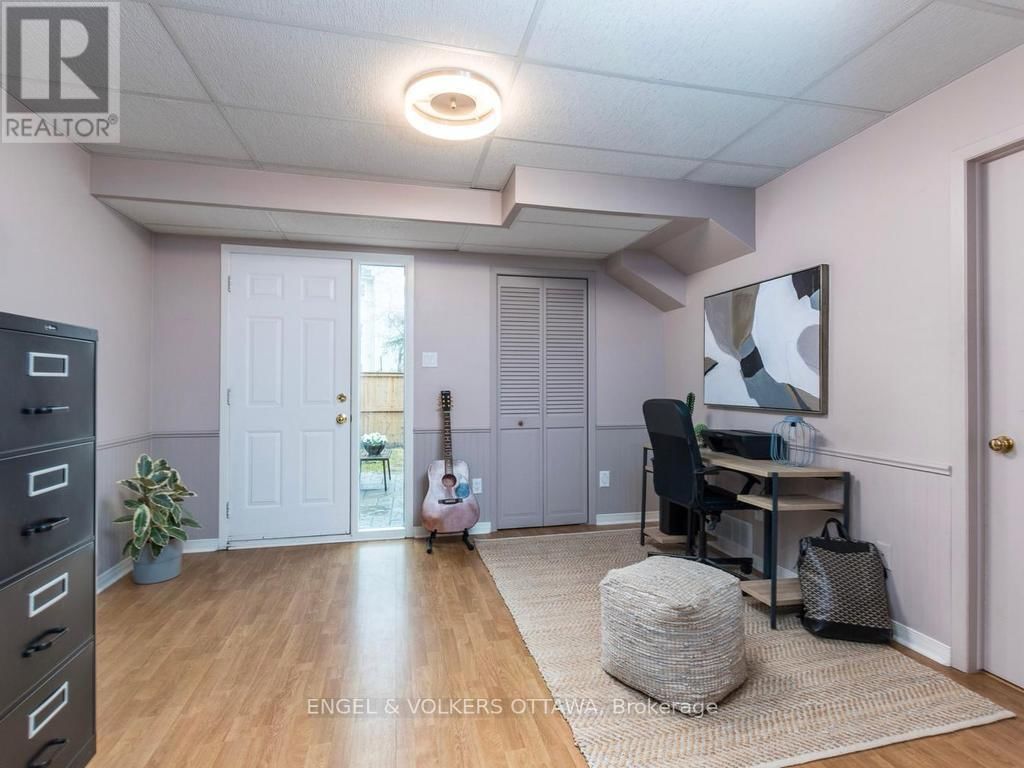 31 CASTLEGREEN PRIVATE Image 21