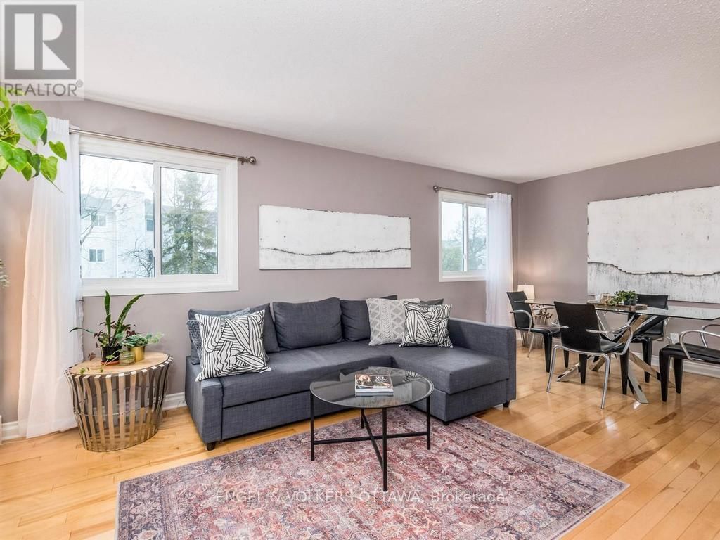 31 CASTLEGREEN PRIVATE Image 5