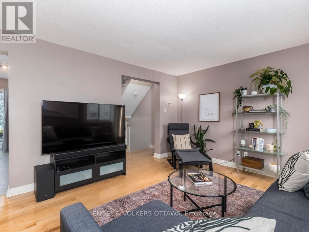 31 CASTLEGREEN PRIVATE Image 6