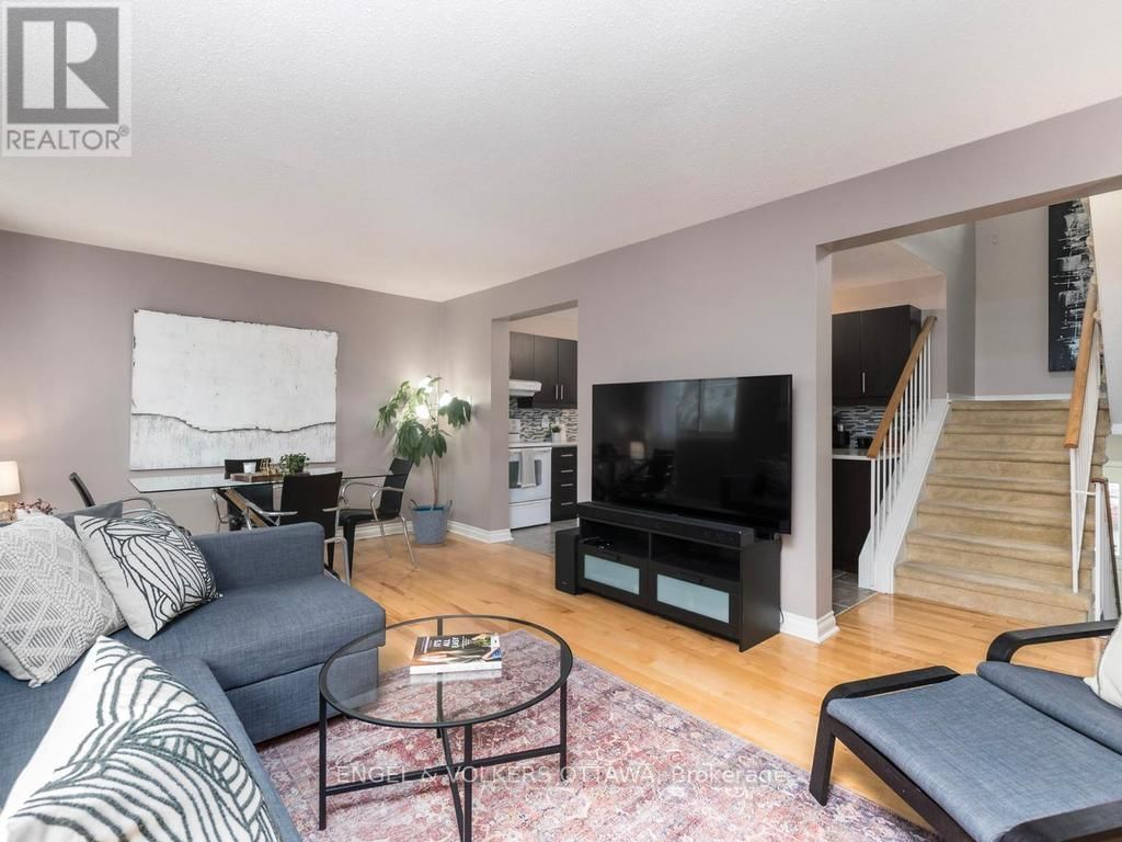 31 CASTLEGREEN PRIVATE Image 7