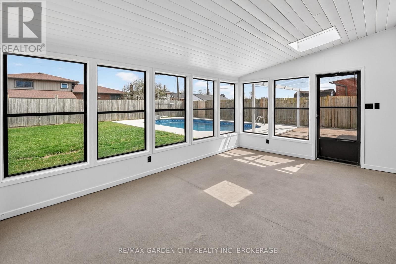 77 BALMORAL AVENUE Image 29